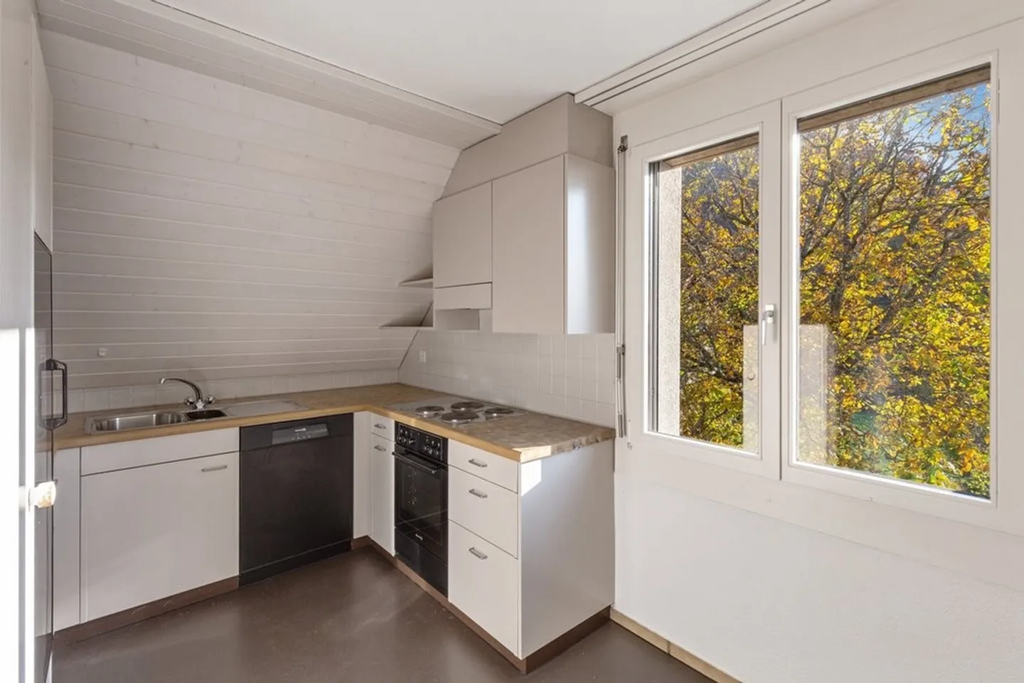 Beaucoup d'espace pour votre rêve de maison - Appartement confortable avec cheminée - Photo 4 sur 10