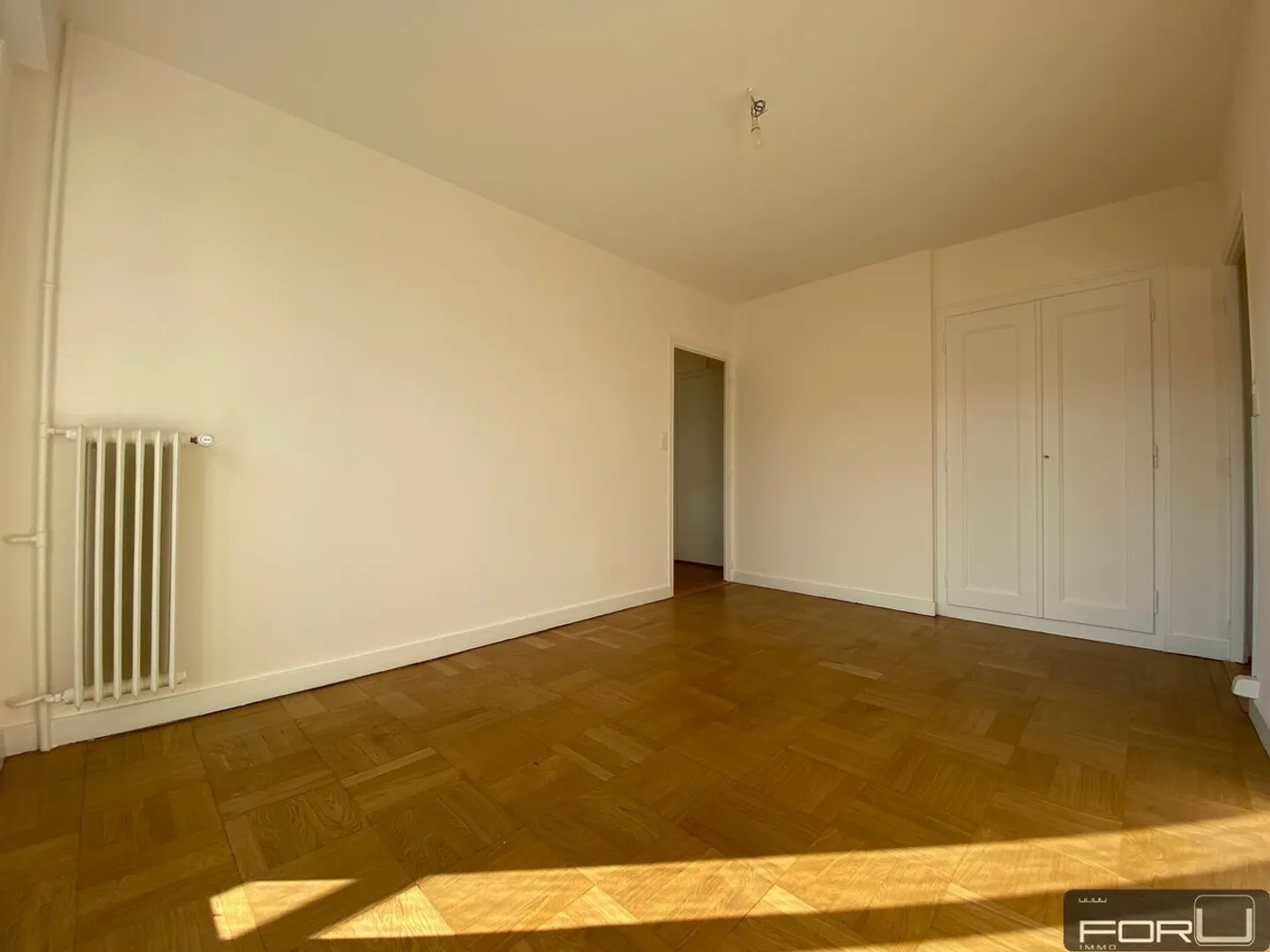 Appartement à louer - Photo 3 sur 8