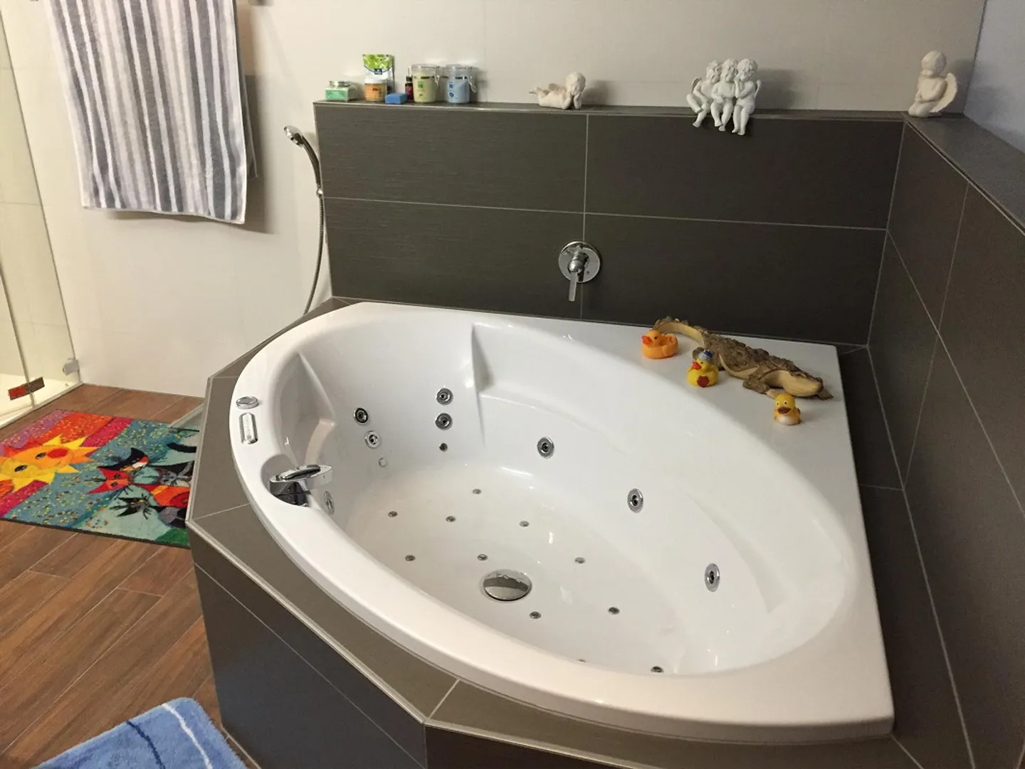 Geräumige 4,5-Zimmer-Wohnung in Zug – Modernes Wohnen mit Minergie-Standard - Foto 12 von 16
