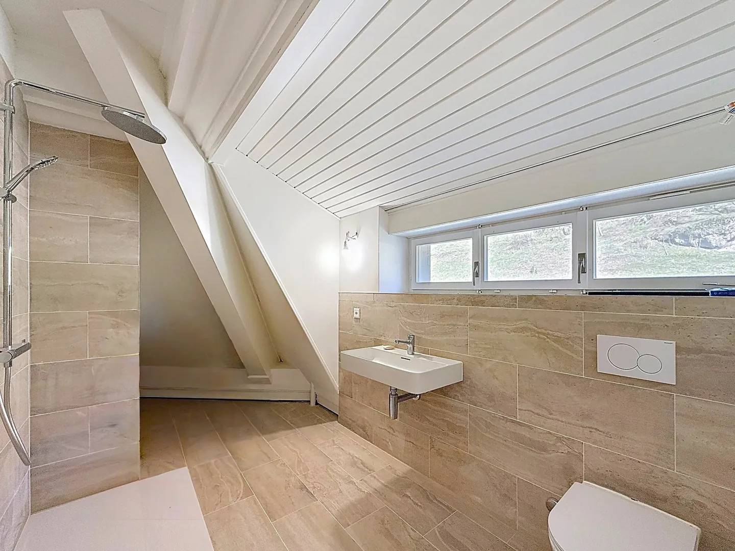 Duplex Charmant avec Vue sur le Lac - Photo 7 sur 7