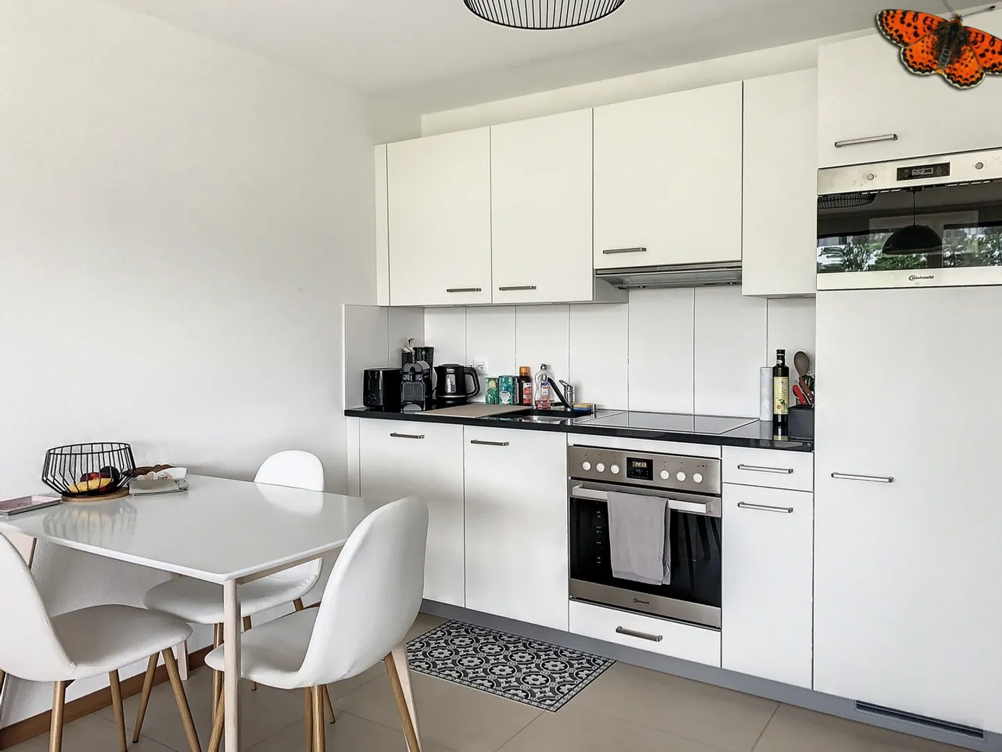 Apartment for rent - Photo 2 of 9