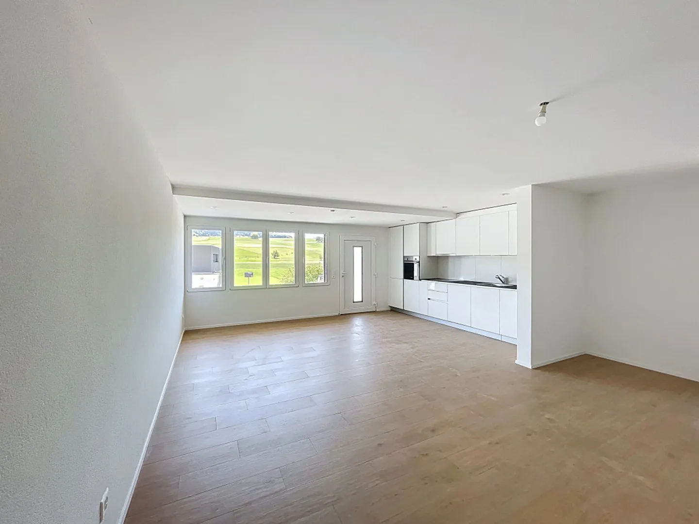 Nouvelle villa avec unité indépendante et vue dégagée sur les Préalpes - Senèdes - Photo 10 sur 13