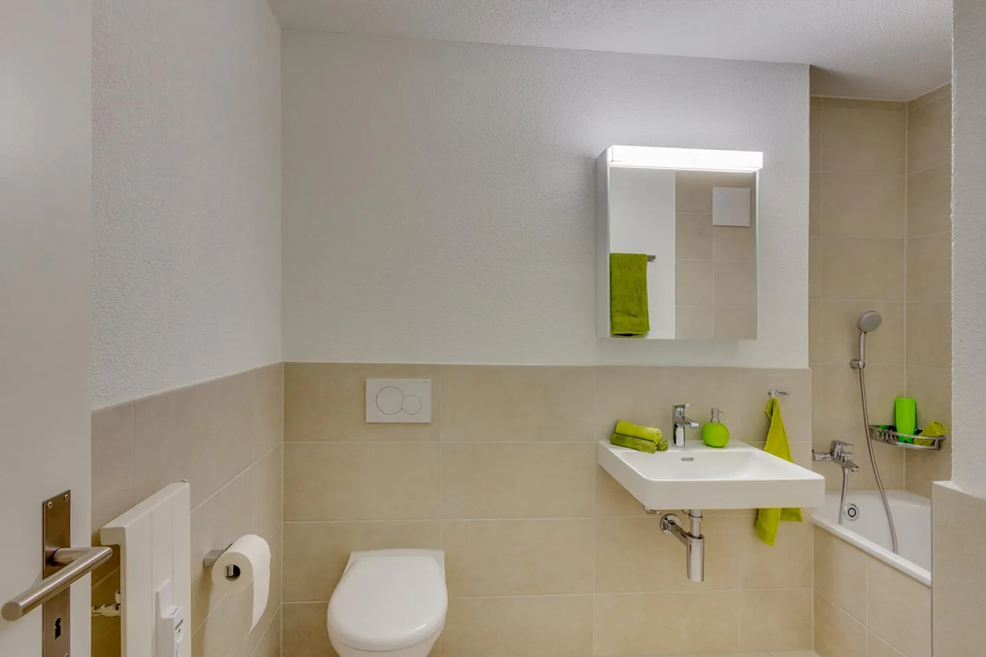 Le Alpi bernesi davanti alla finestra e la valle dell'Aare ai tuoi piedi - Foto 8 di 10