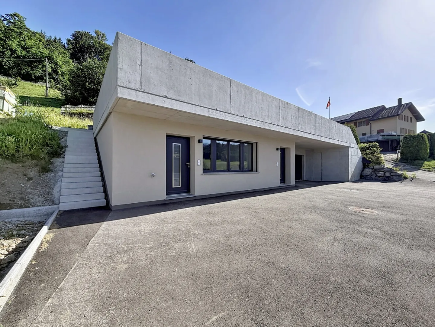 Nouvelle villa avec unité indépendante et vue dégagée sur les Préalpes - Senèdes - Photo 11 sur 13
