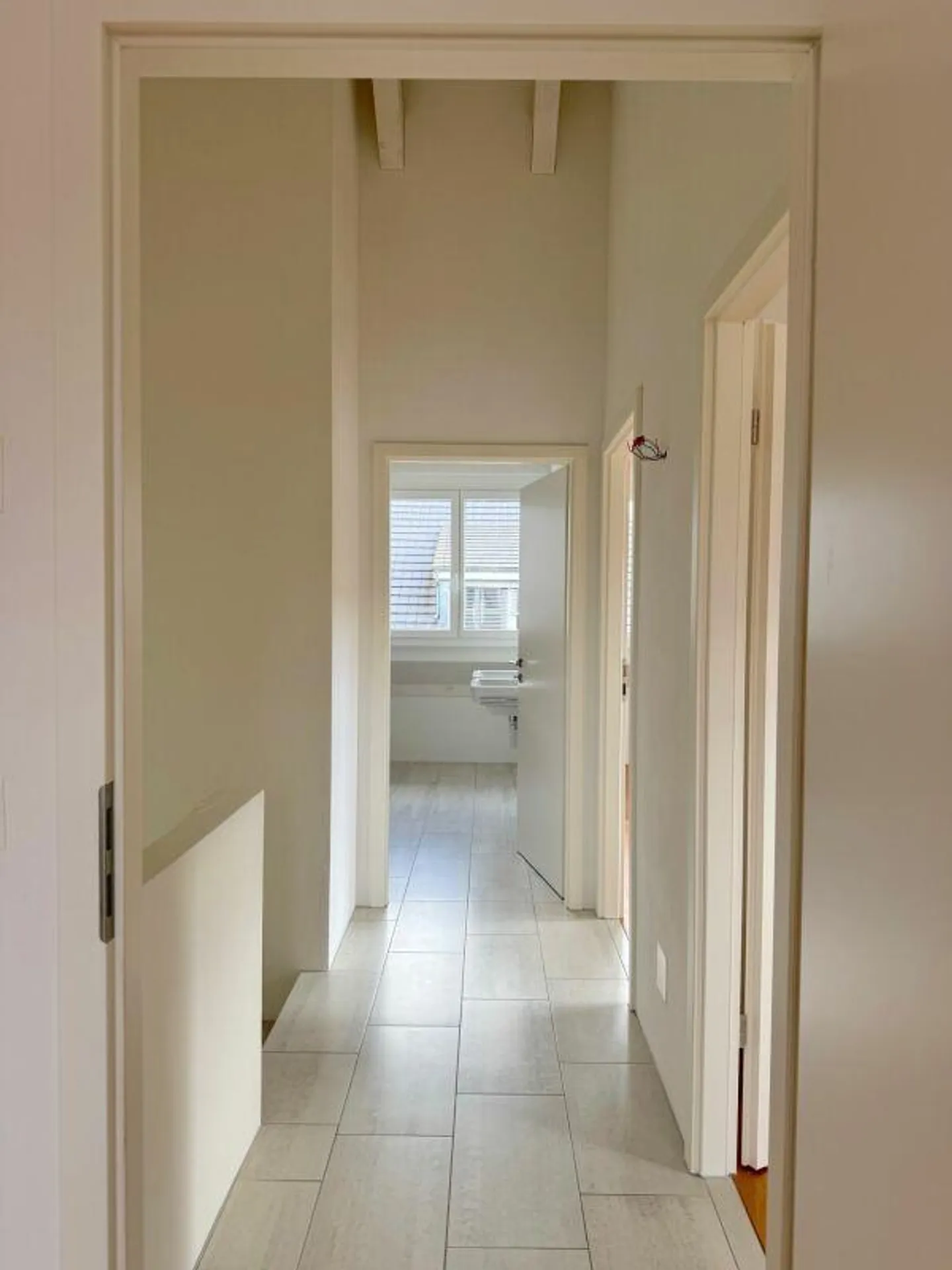 Modern Single-Family House in Sunny Location - Photo 8 of 14