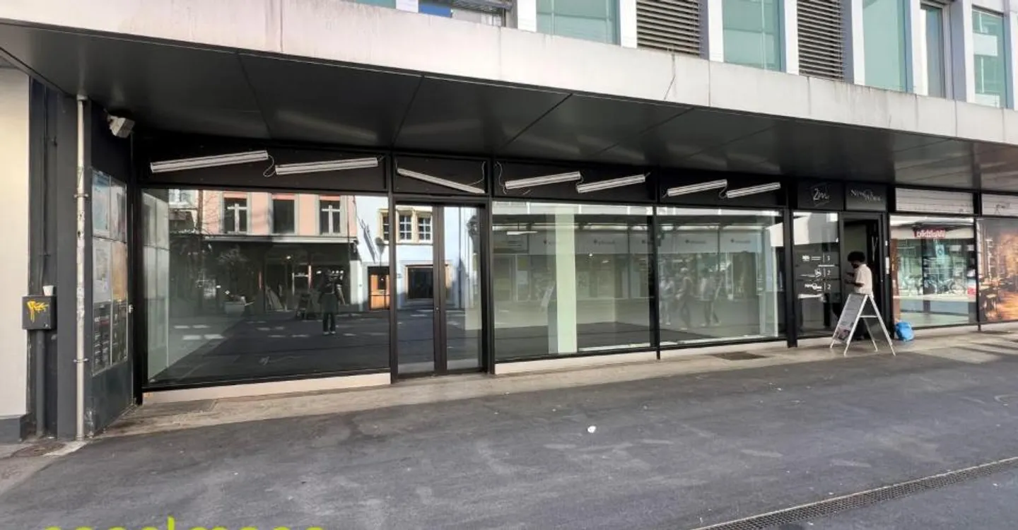 Shop space in the city center / Commercial space in the city center - Photo 8 of 9