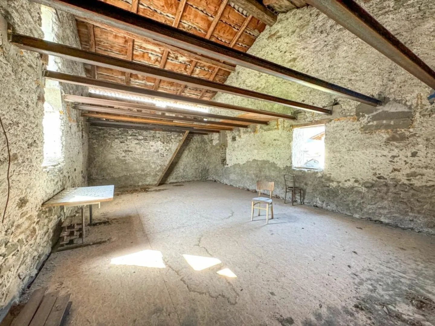 18-Room Village House in Agarn - Photo 16 of 19