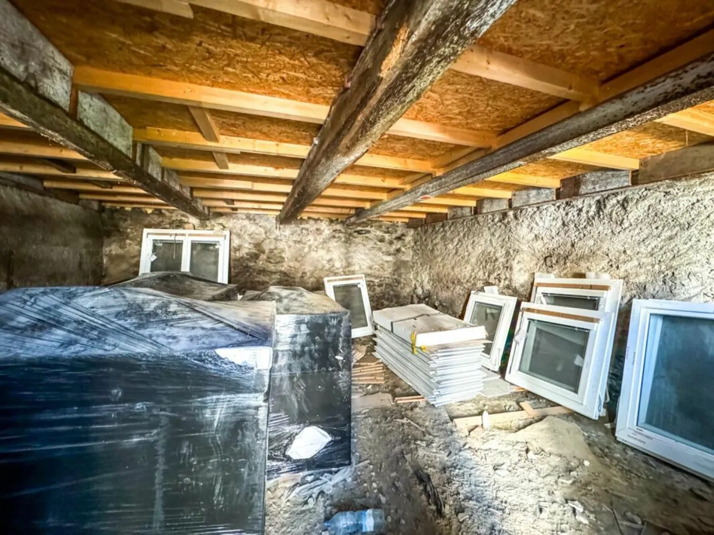 18-Room Village House in Agarn - Photo 17 of 19