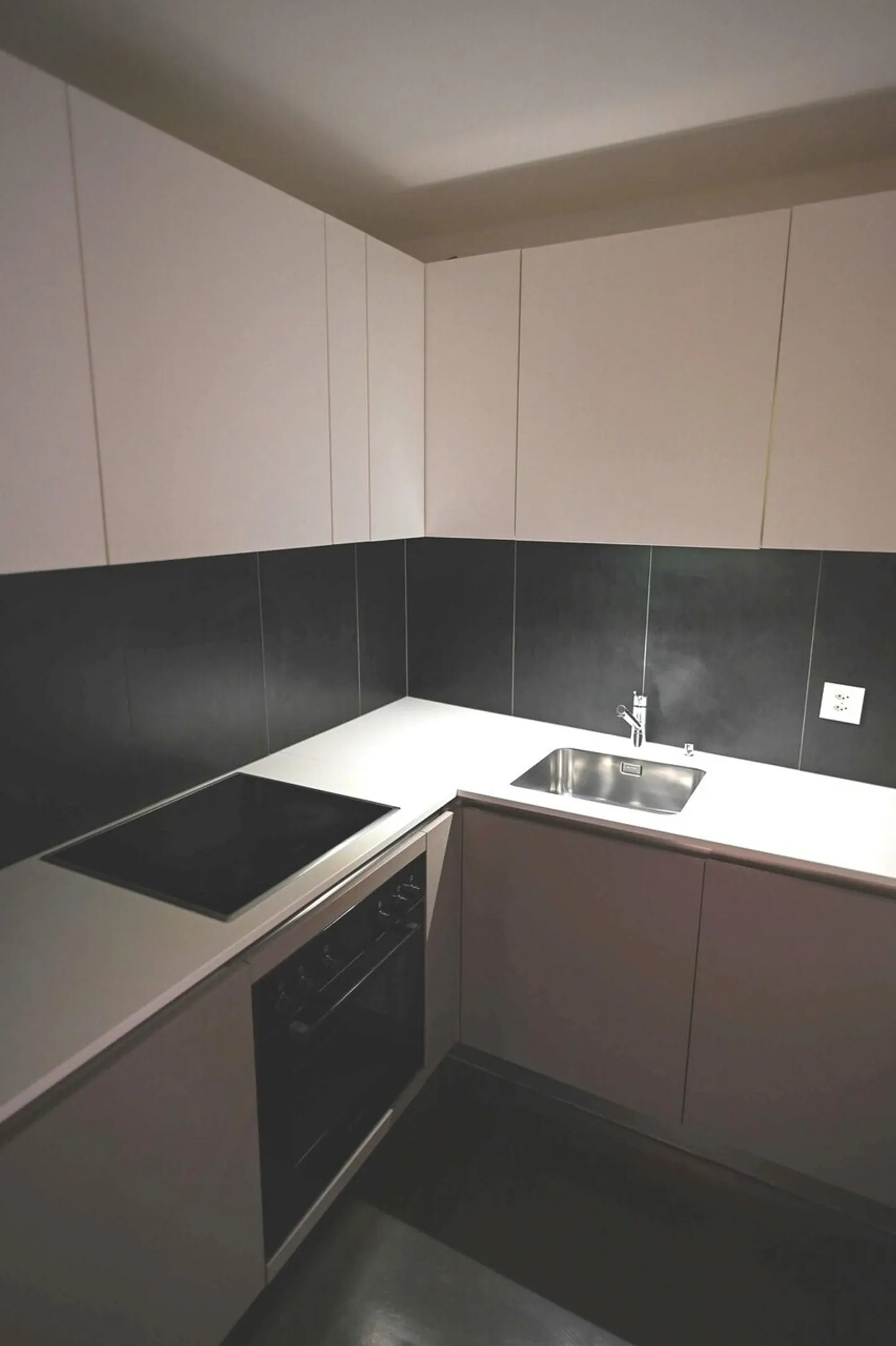 Charming apartment for rent in the heart of Freiburg! - Photo 3 of 6