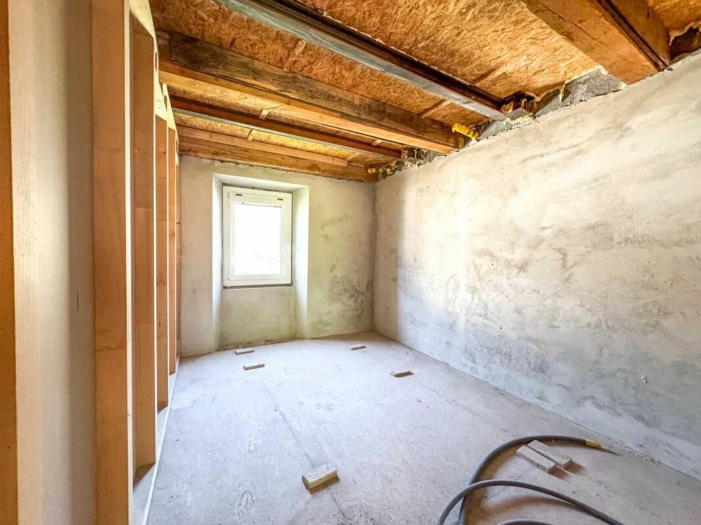 18-Room Village House in Agarn - Photo 14 of 19