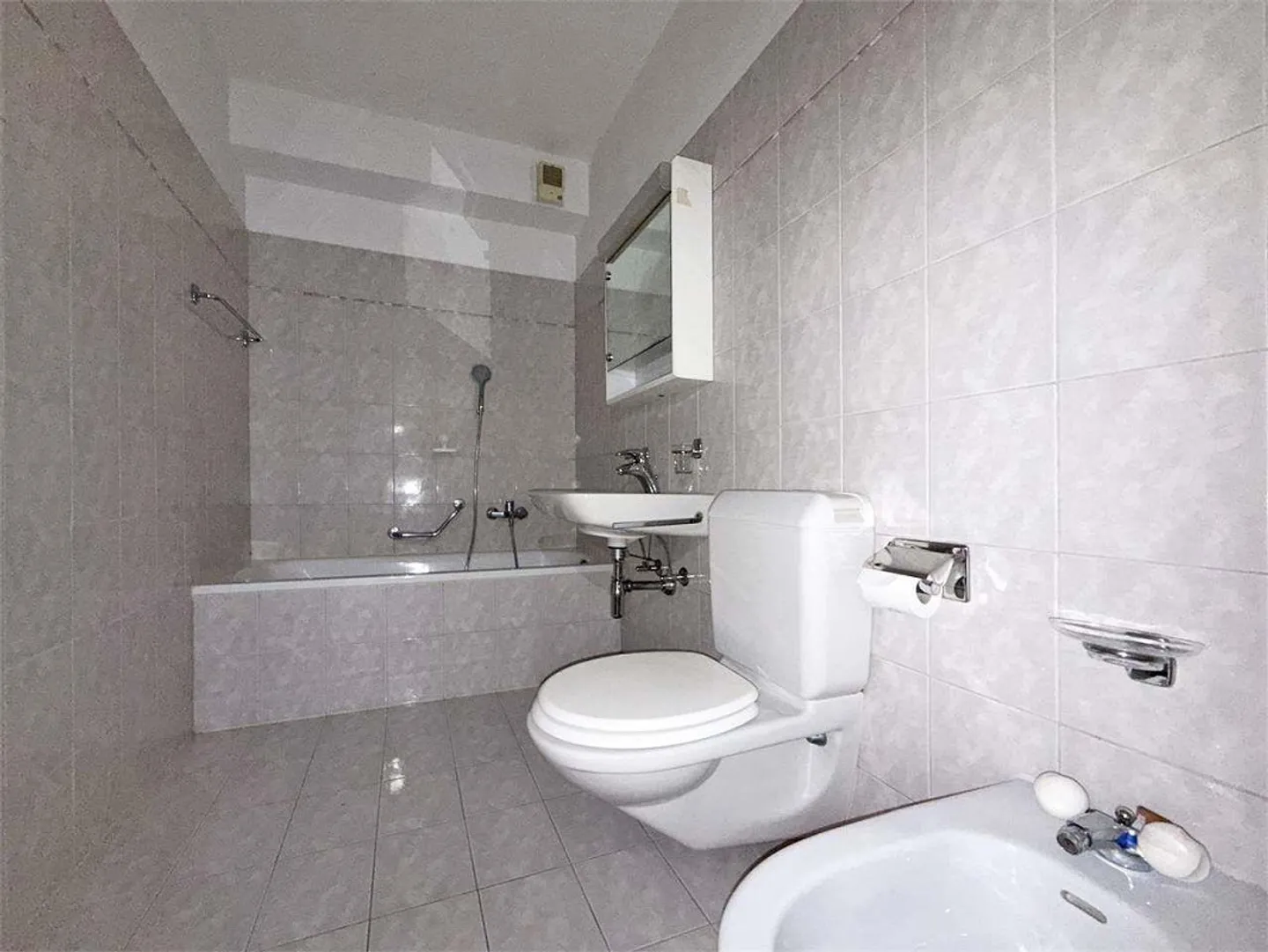 Caratteristico 2.5 locali vista lago a Melide - Foto 6 di 7