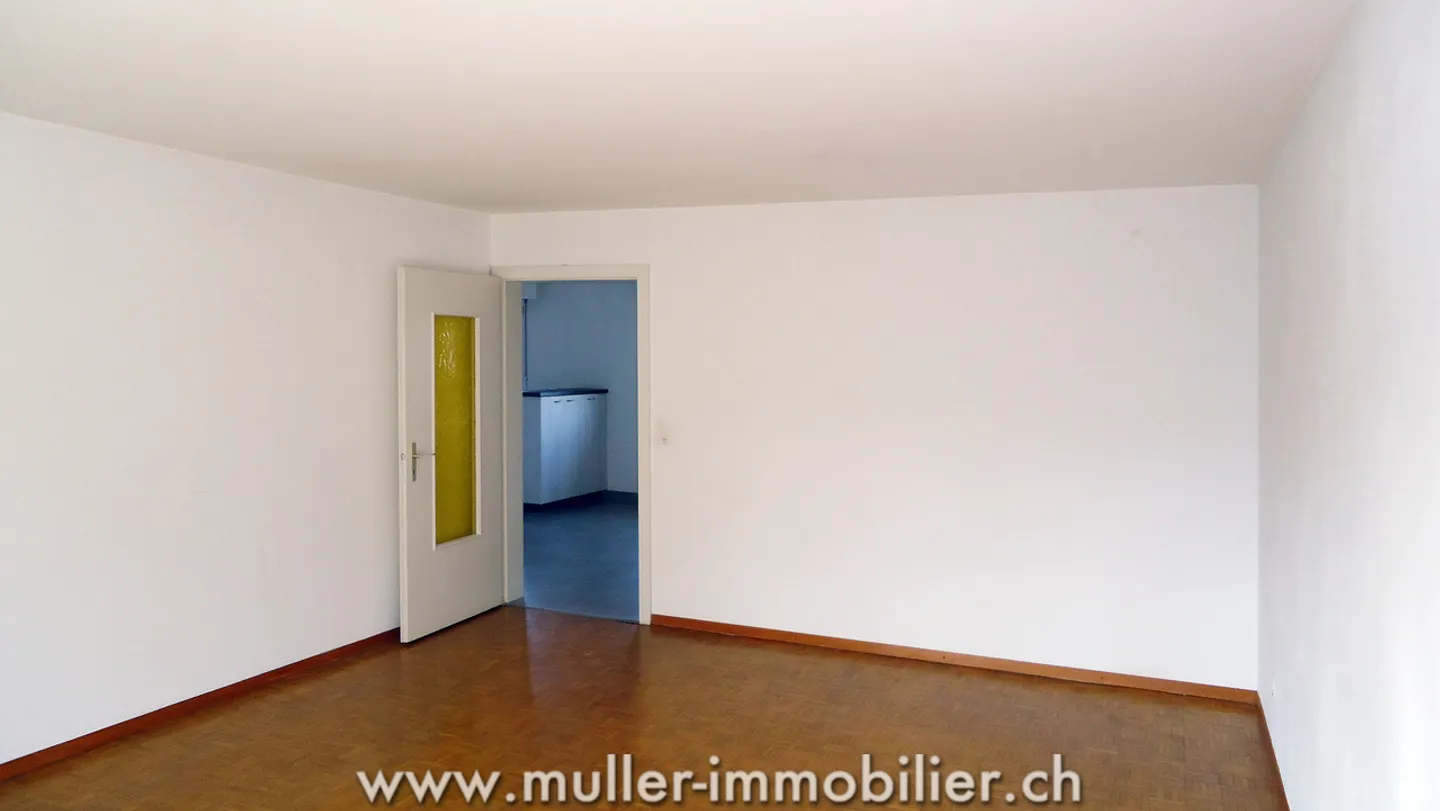 Charming 4.5 Room Apartment - Photo 8 of 15