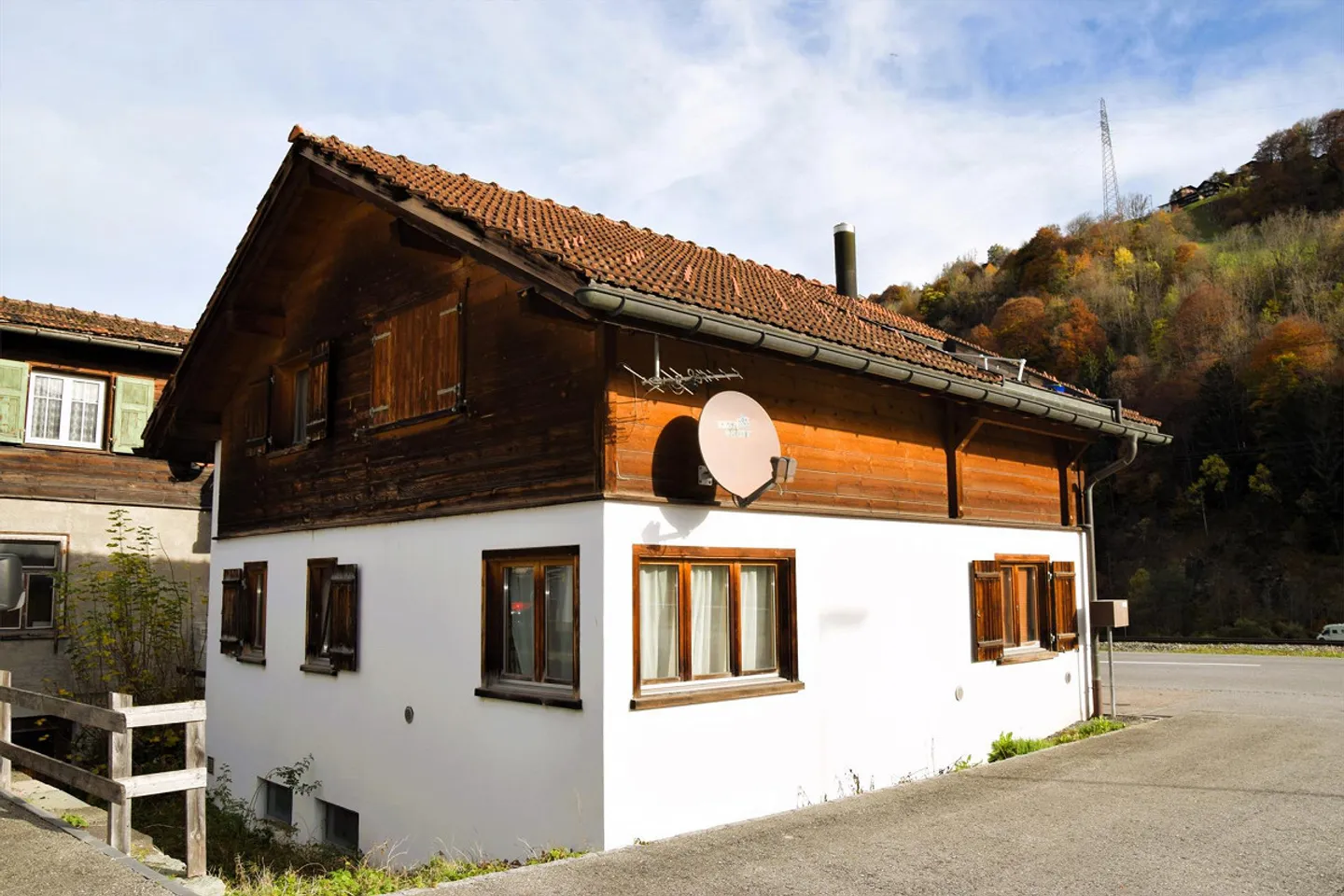 Casa unifamiliare - Foto 2 di 3