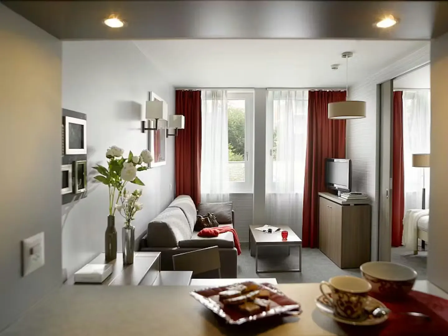 Modern Apartment in Basel - Photo 2 of 7