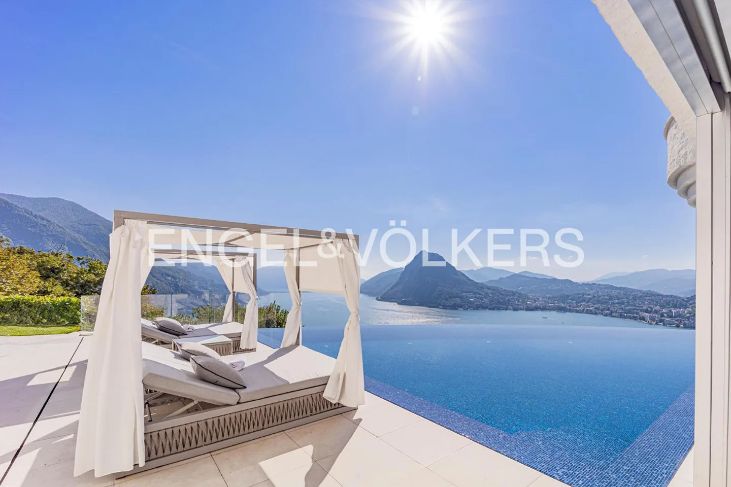 Residenza esclusiva con vista panoramica sul lago di Lugano - Foto 2 di 4