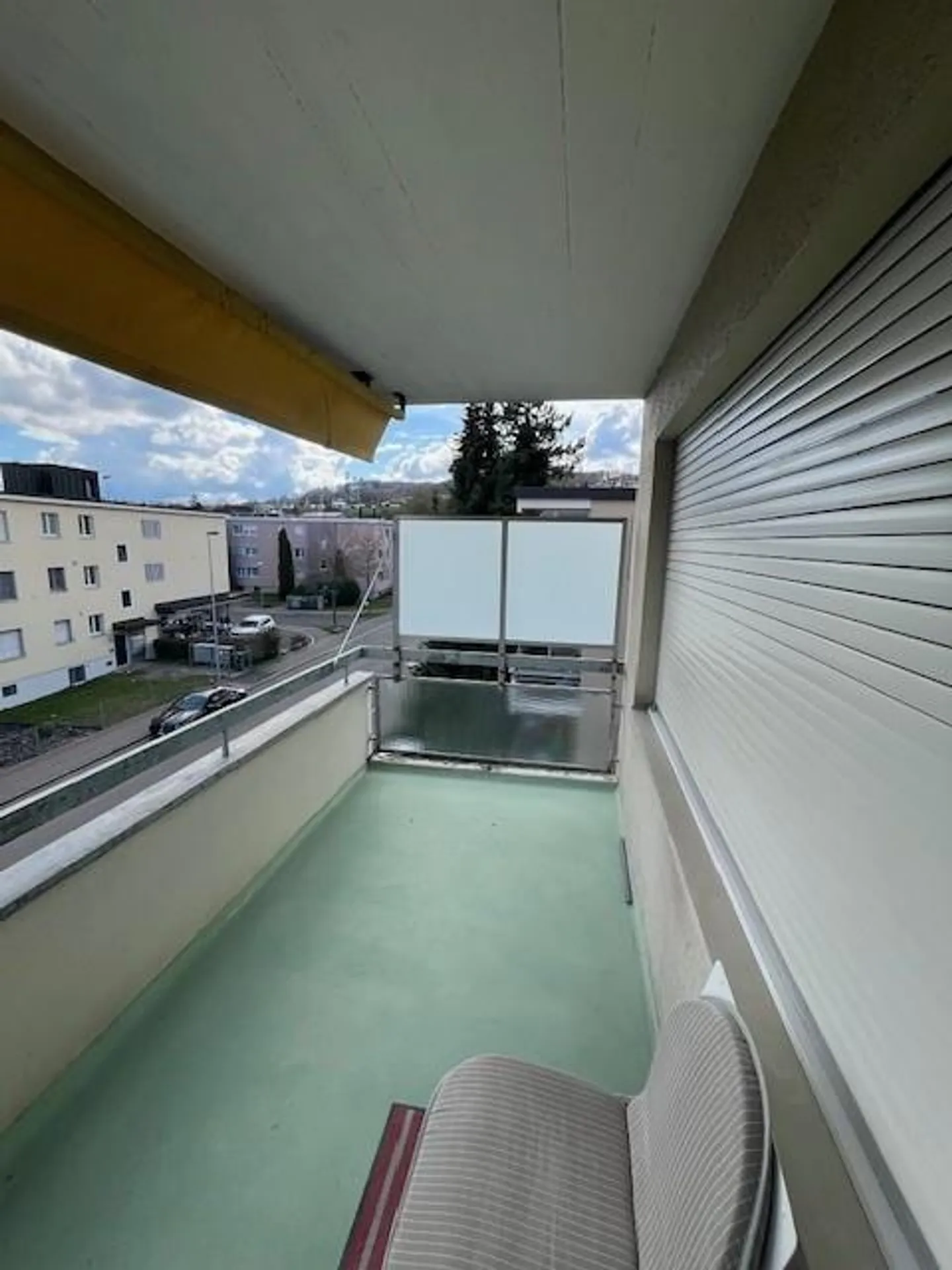 Attraktive 3 1/2 Zimmer Wohnung in ruhigem Quartier zu verkaufen - Foto 8 von 10