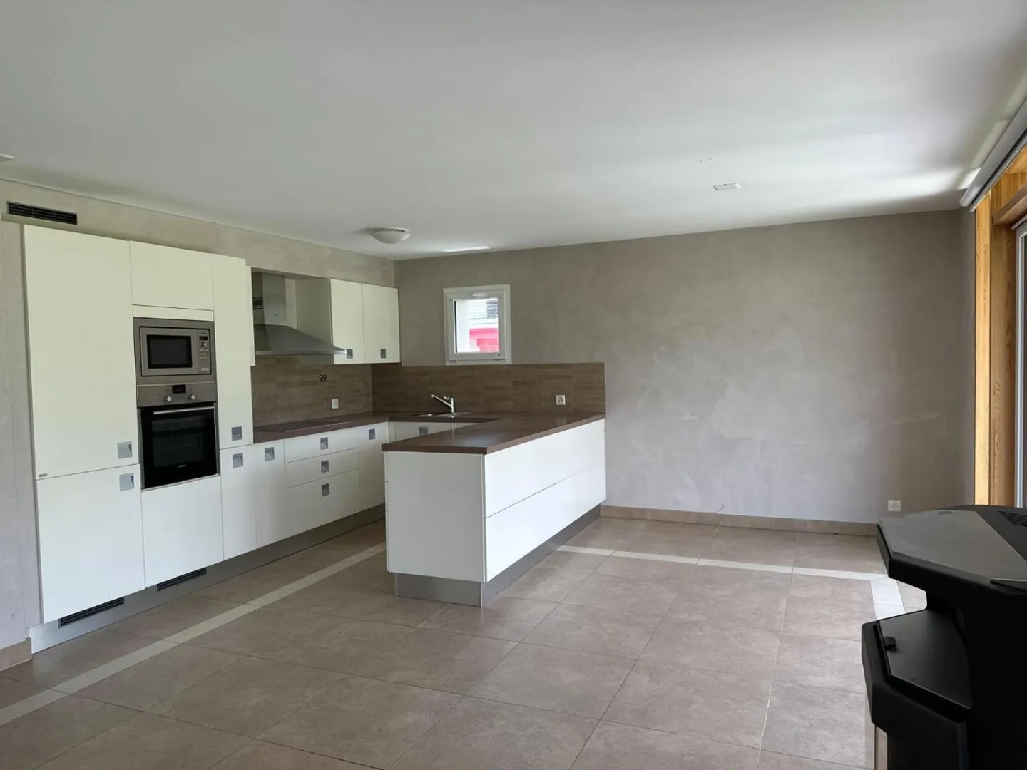 Geräumige Wohnung mit Garten - Foto 9 von 12