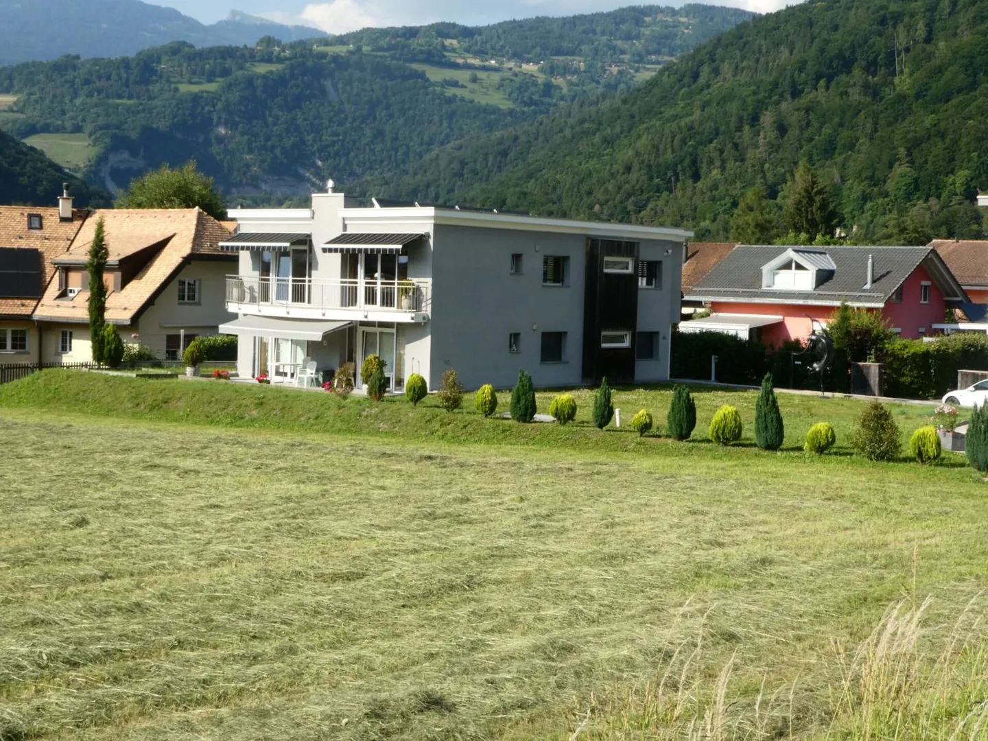 Geräumige Wohnung mit Garten - Foto 1 von 12