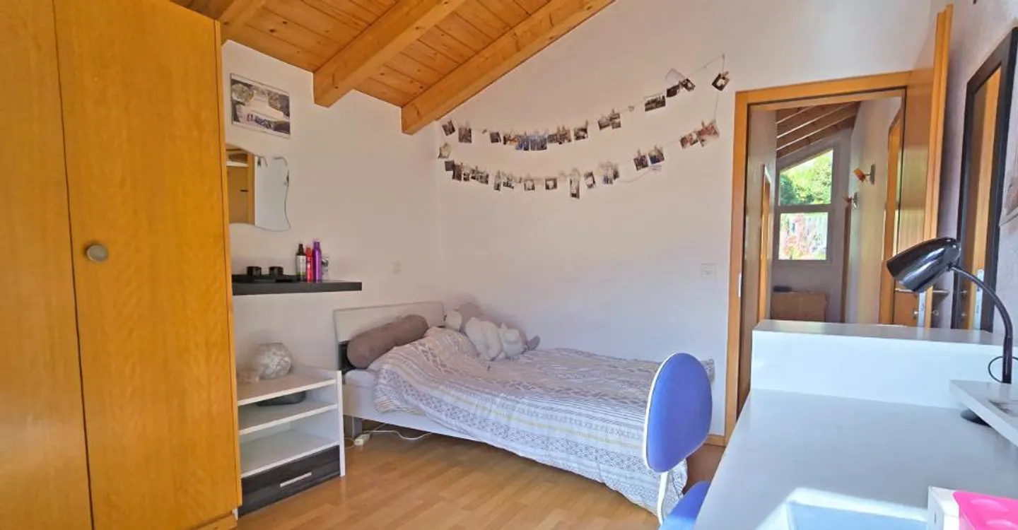 Grande villa familiare sulla collina di Fully - Foto 7 di 9