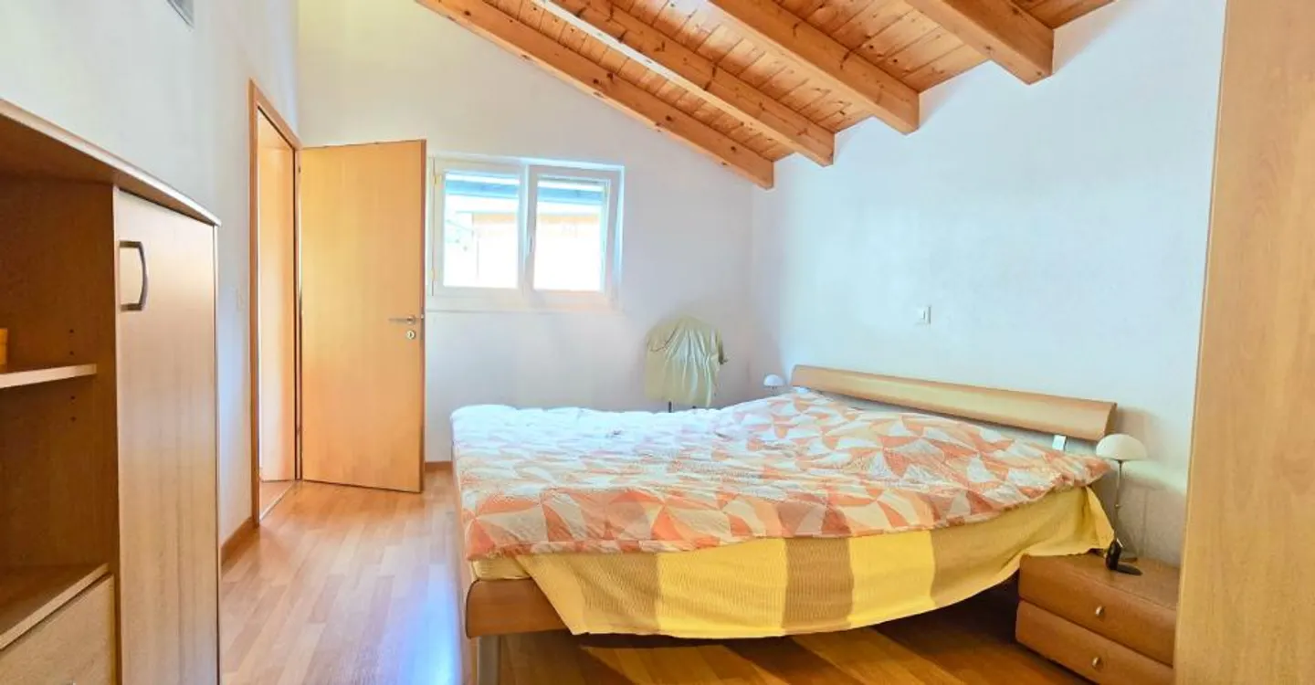 Grande villa familiare sulla collina di Fully - Foto 8 di 9
