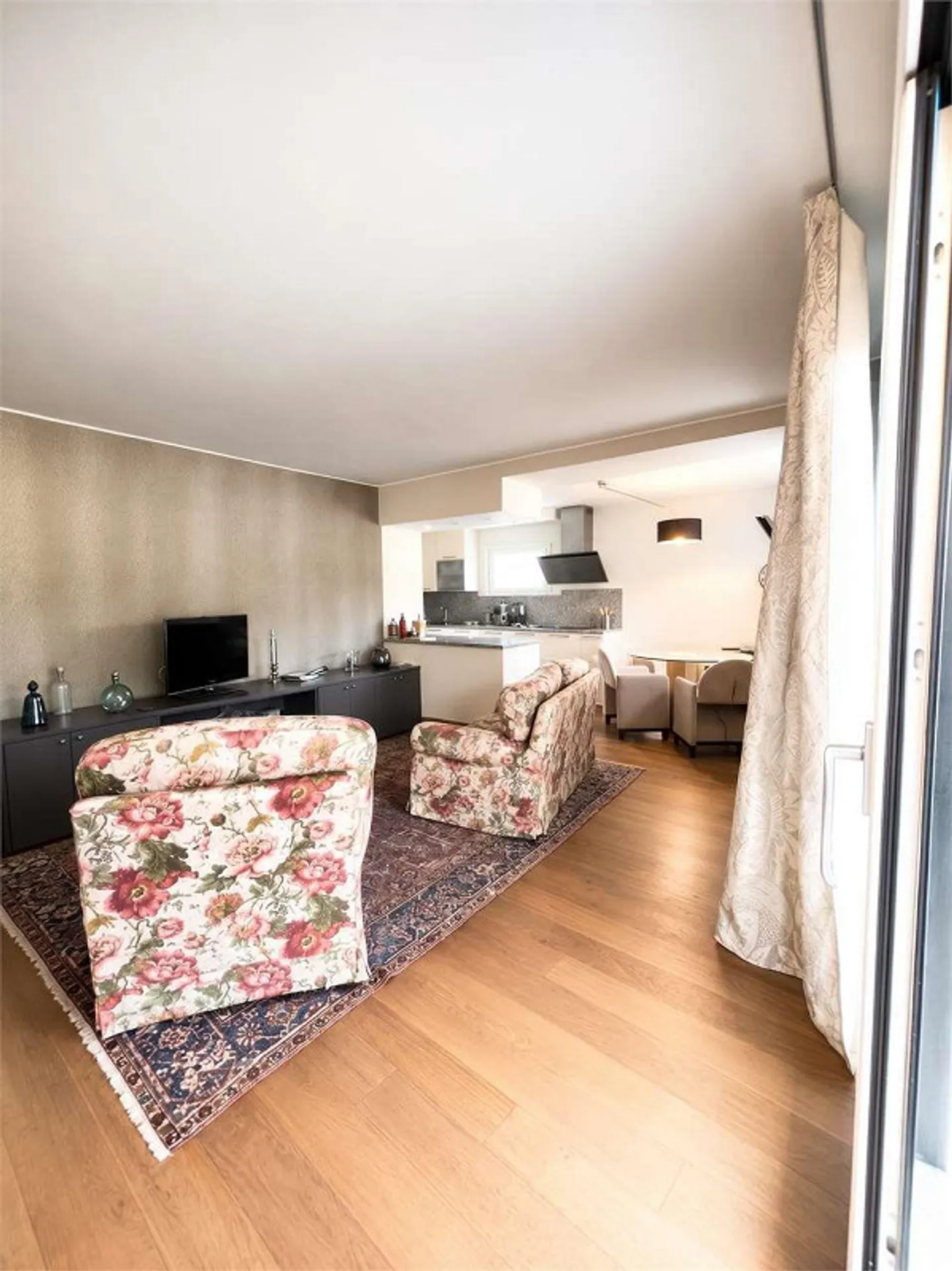 Exclusive 4.5 rooms with panoramic terrace - Pregassona - Photo 6 of 13