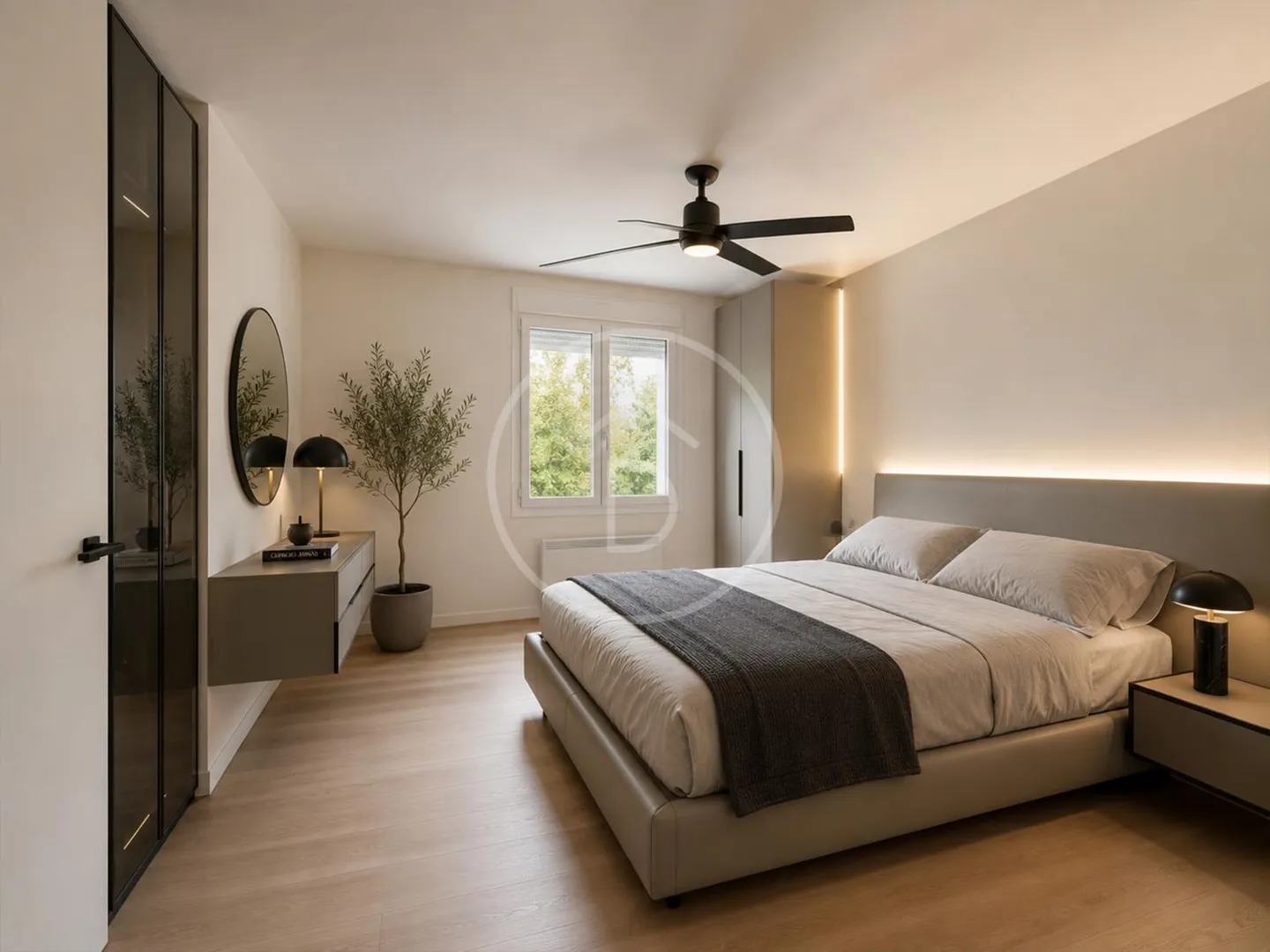 Appartement élégant 7 pièces - Photo 3 sur 5