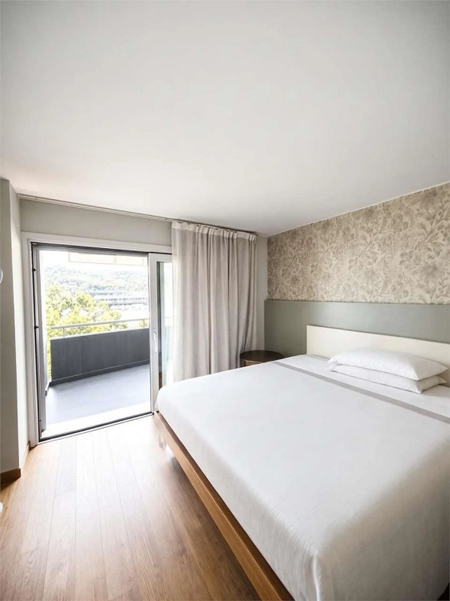 Exclusive 4.5 rooms with panoramic terrace - Pregassona - Photo 8 of 13