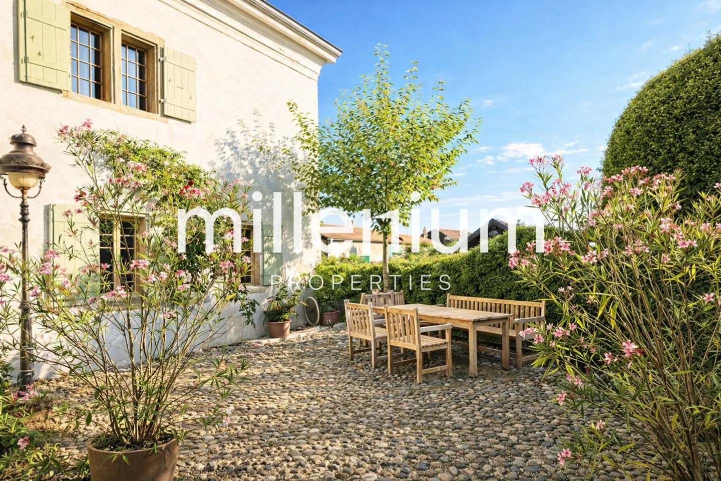 In Landecy - Außergewöhnliches Haus zu vermieten - Foto 1 von 8