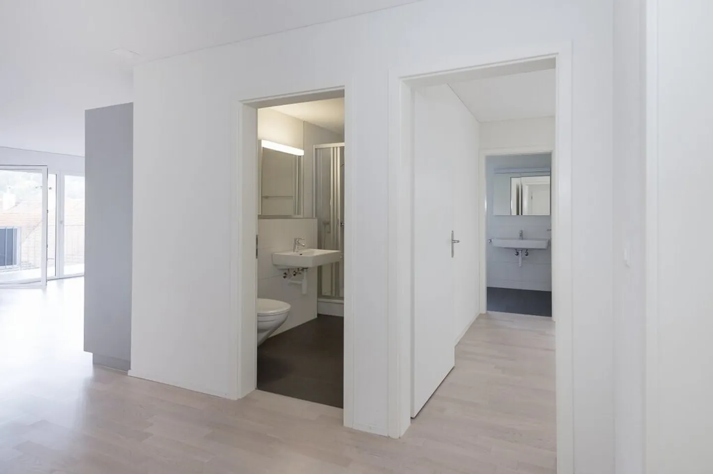 Beautiful Living - Photo 3 of 8