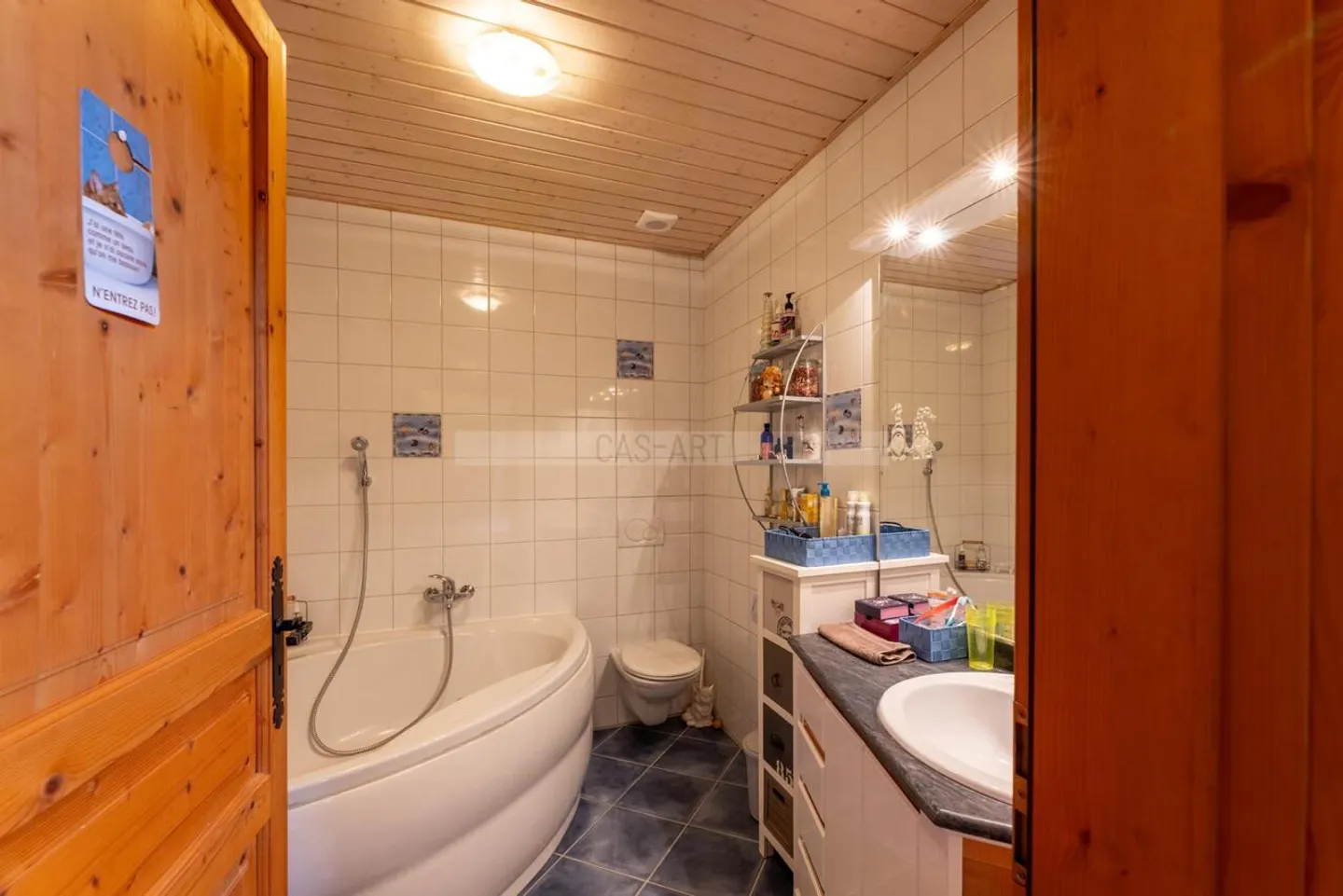 Charming Village House with 3 Apartments - Photo 10 of 19