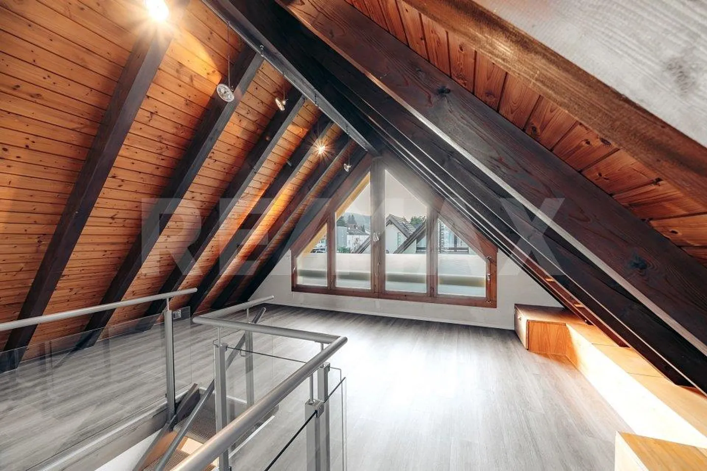 Semi-Detached House 5.5 Rooms - Photo 10 of 13