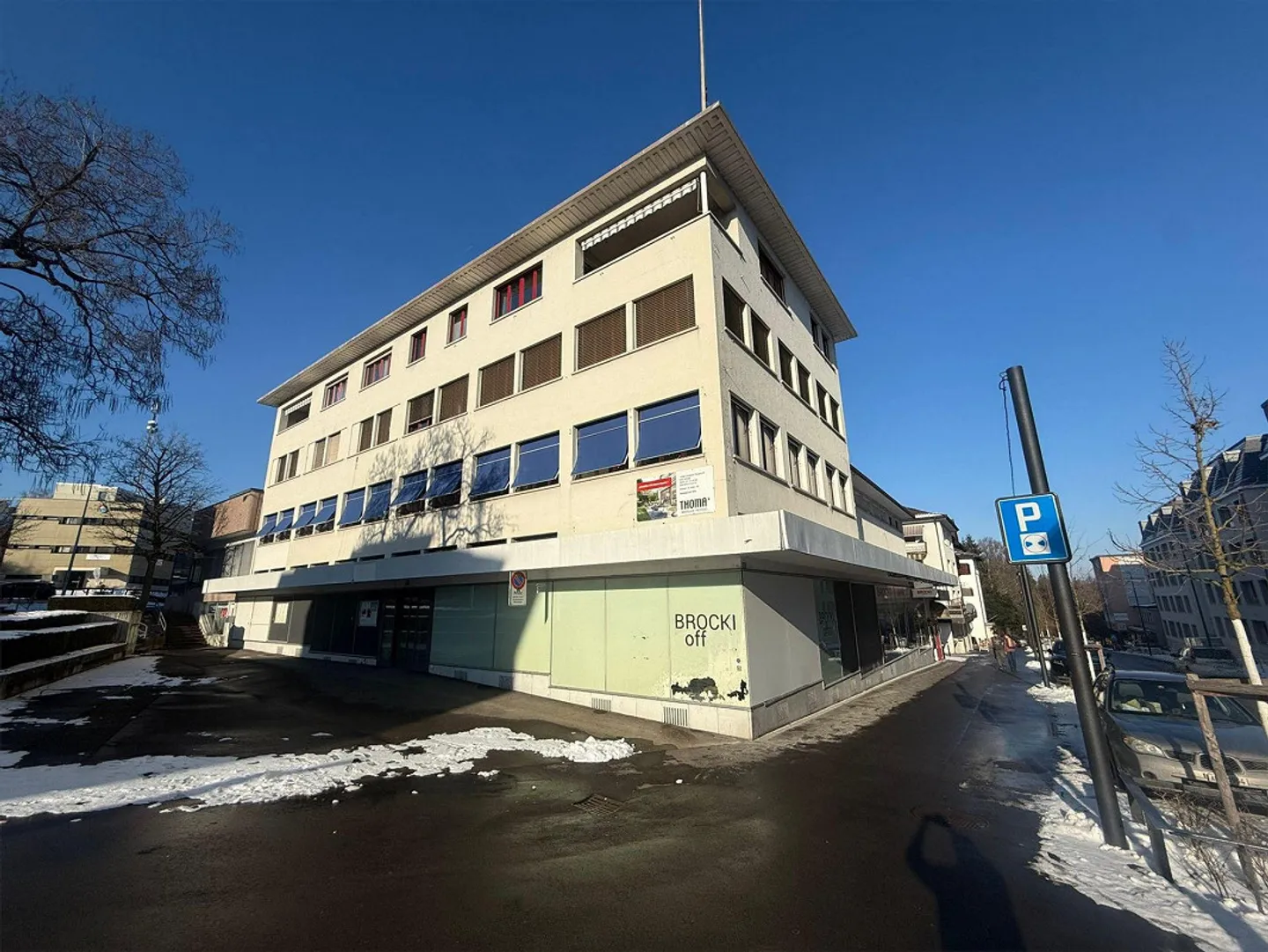 Espace commercial temporaire anciennement Brocki Suisse orientale - Photo 4 sur 4