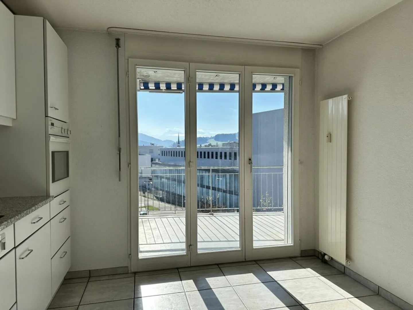 Apartment for sale - Photo 3 of 13