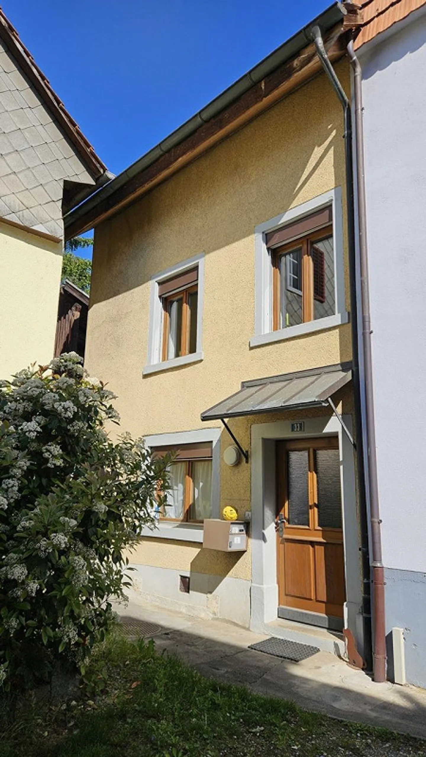 Ruhige Oase mitten im Zentrum von Beringen - Foto 3 von 22