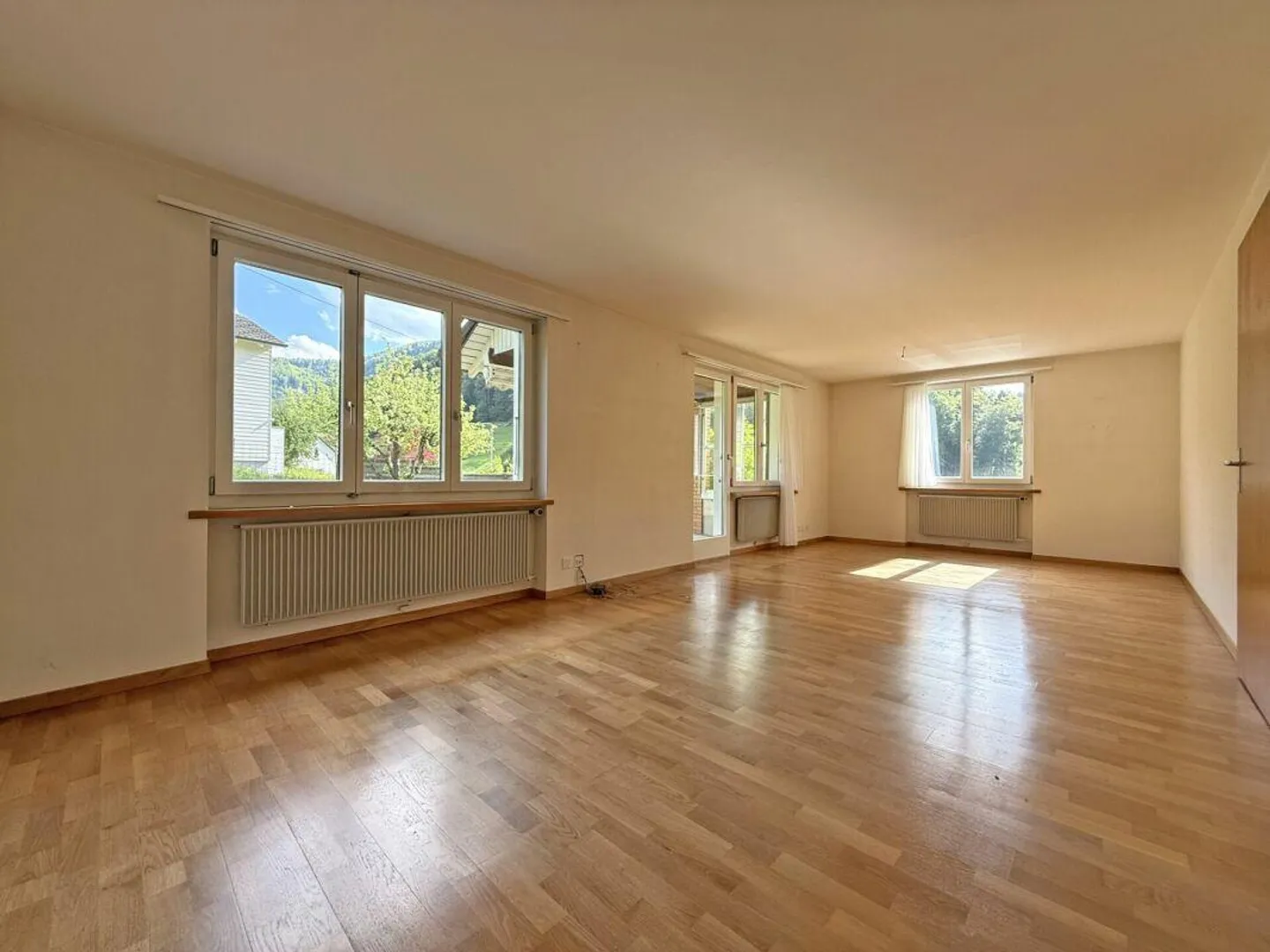 Idyllic Single-Family Home with Spacious Garden - Photo 3 of 14