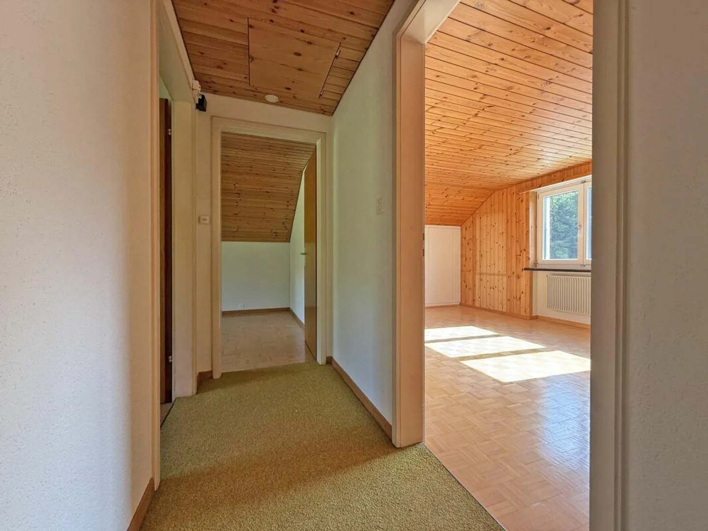 Idyllic Single-Family Home with Spacious Garden - Photo 7 of 14