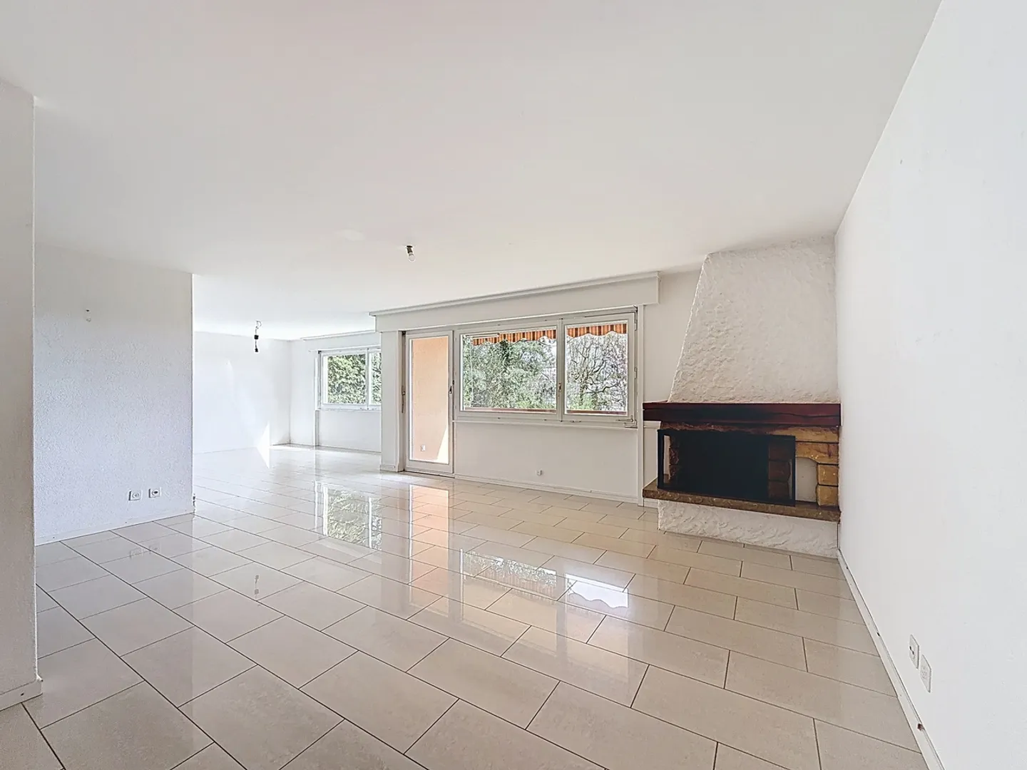 5.5 rooms on the upper ground floor in Villars-sur-Glâne - Photo 3 of 12