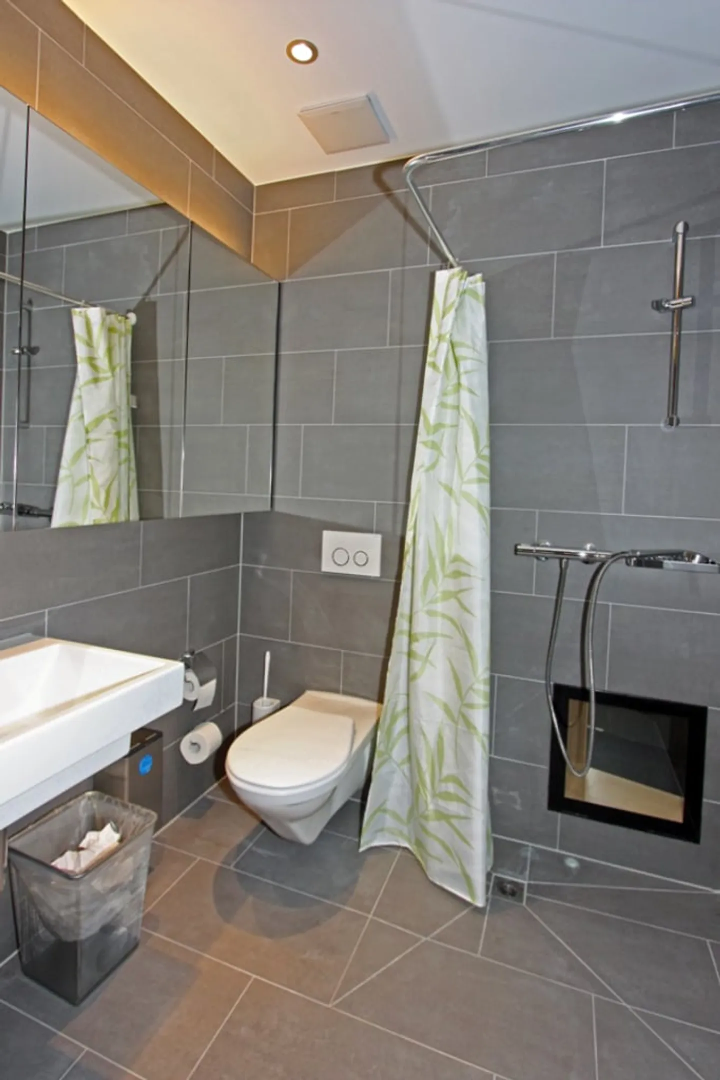 Moderne Arztpraxis im Stadtzentrum - Foto 10 von 11