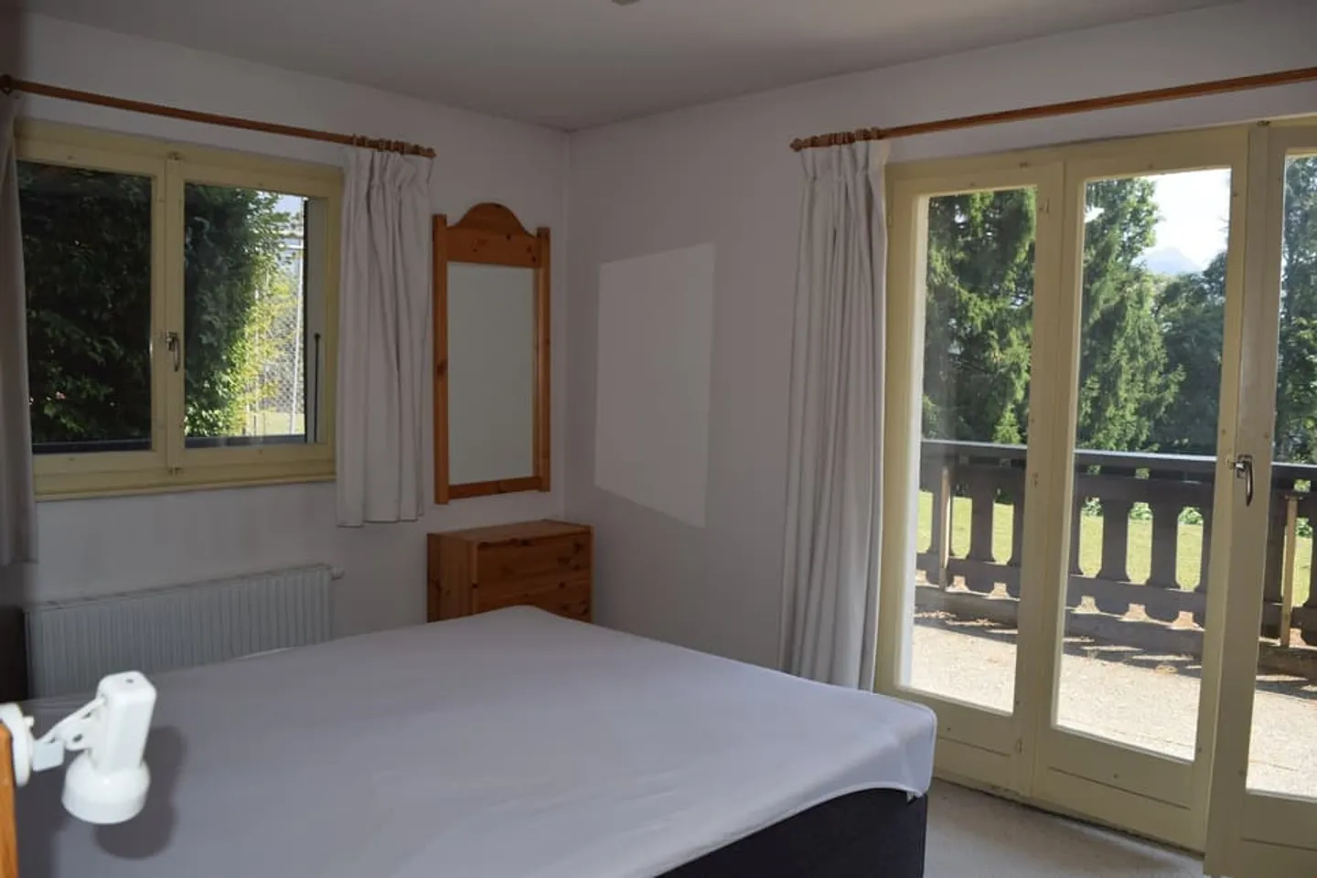 Une piscine et un tennis privés à votre disposition - Photo 8 sur 13