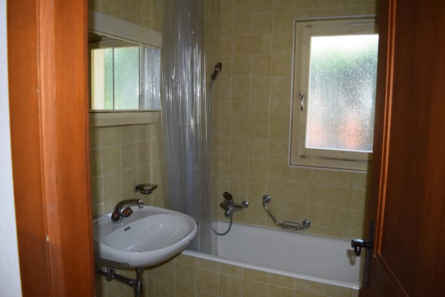 Une piscine et un tennis privés à votre disposition - Photo 11 sur 13