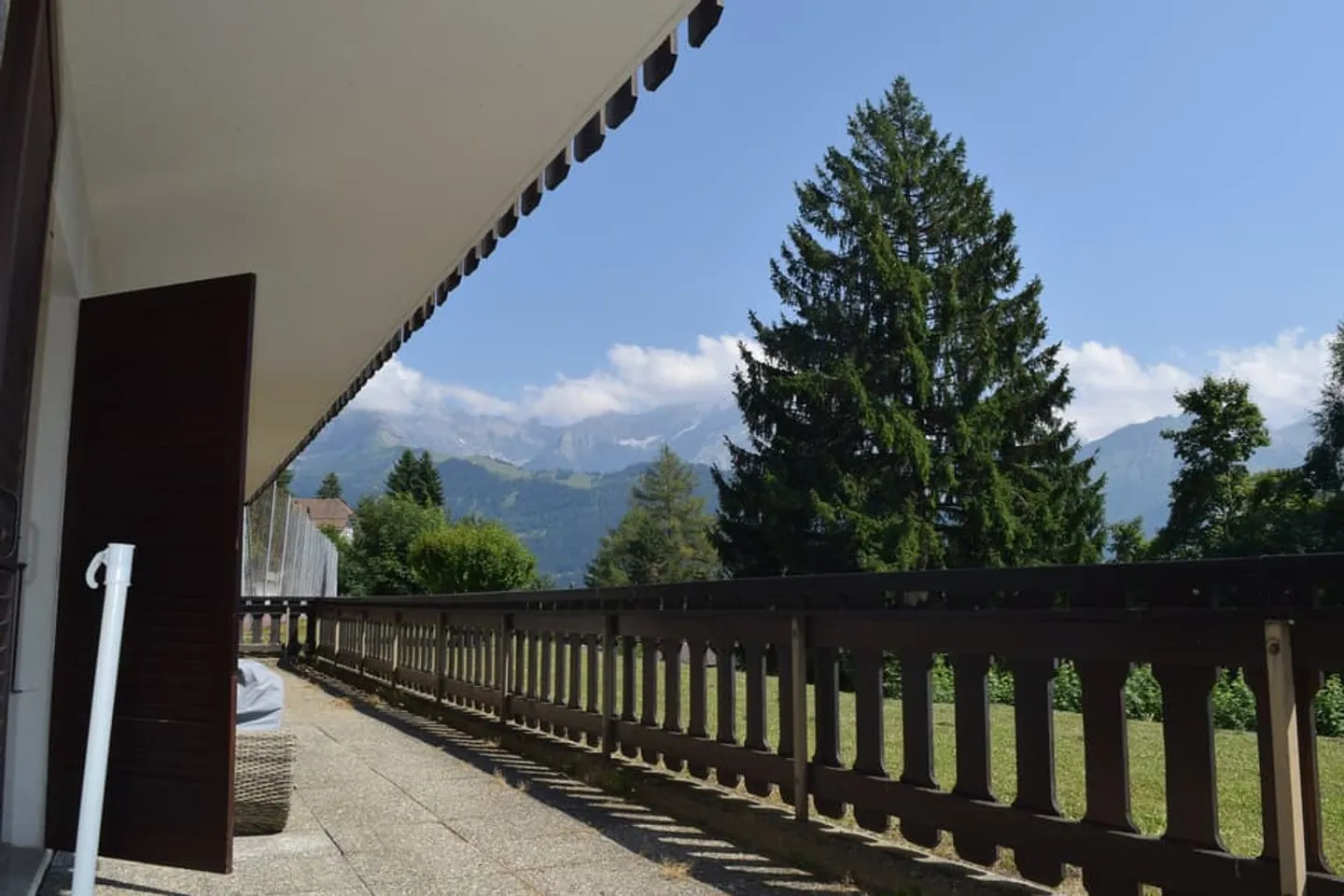 Une piscine et un tennis privés à votre disposition - Photo 12 sur 13
