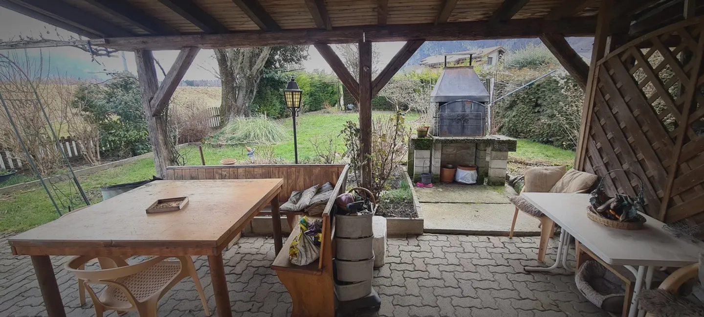 Grande maison avec 2 appartements de 3,5 pièces sur 672 m2 - Photo 9 sur 32