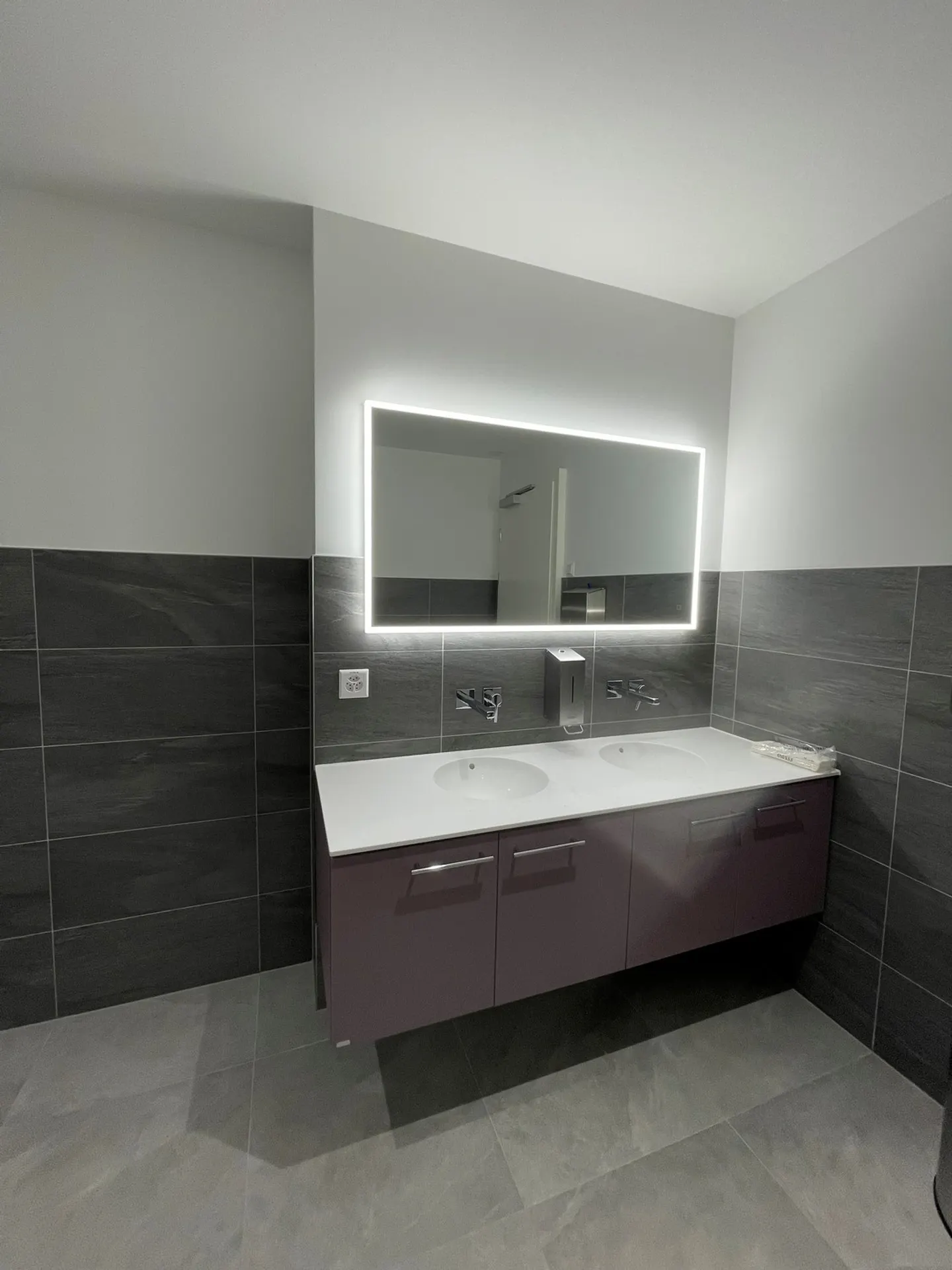 Espace de Bureau Moderne à Mont-sur-Lausanne - Photo 6 sur 13