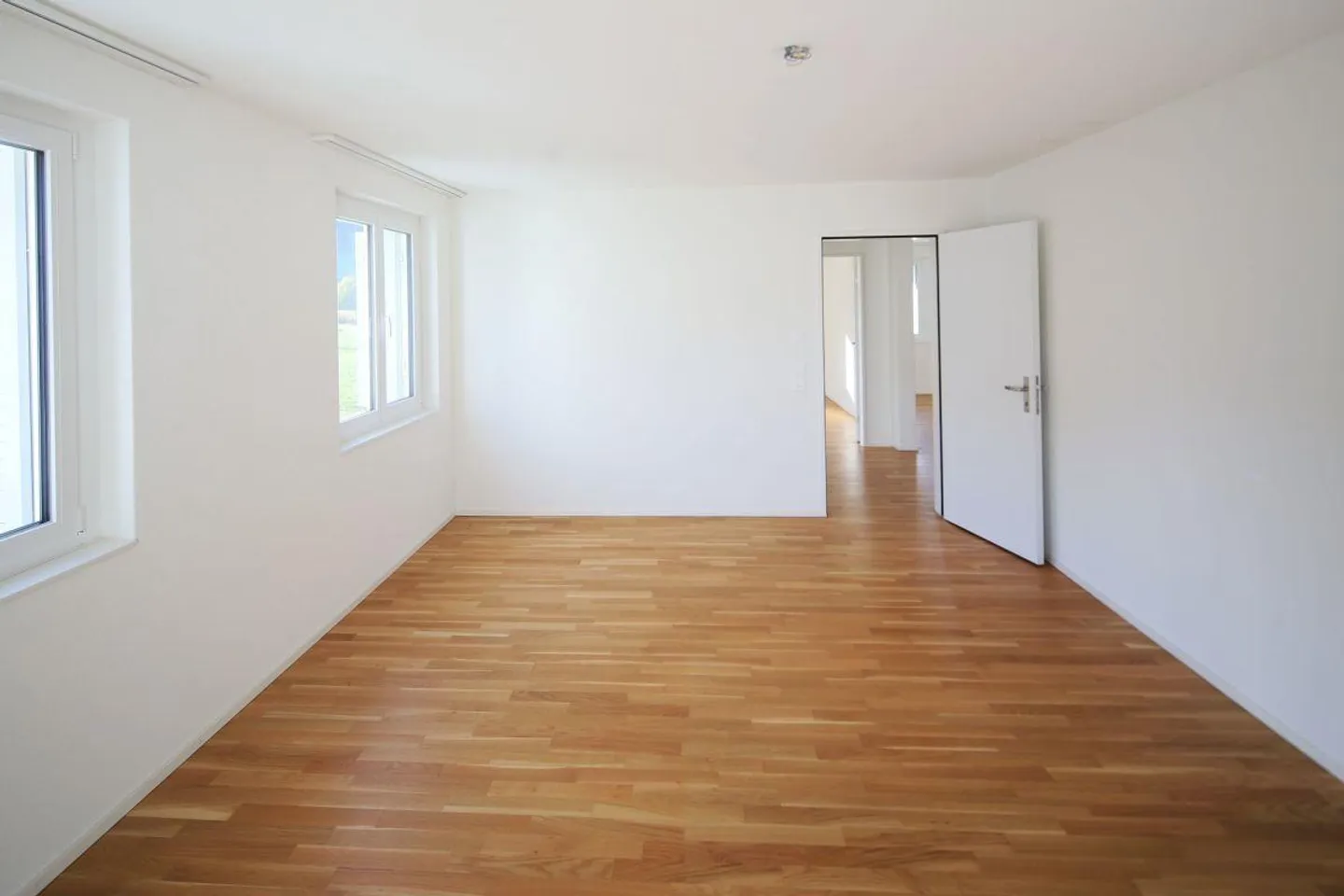 Ambiente luminoso in campagna - Foto 4 di 12