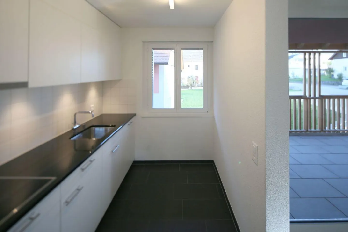 Ambiente luminoso in campagna - Foto 9 di 12