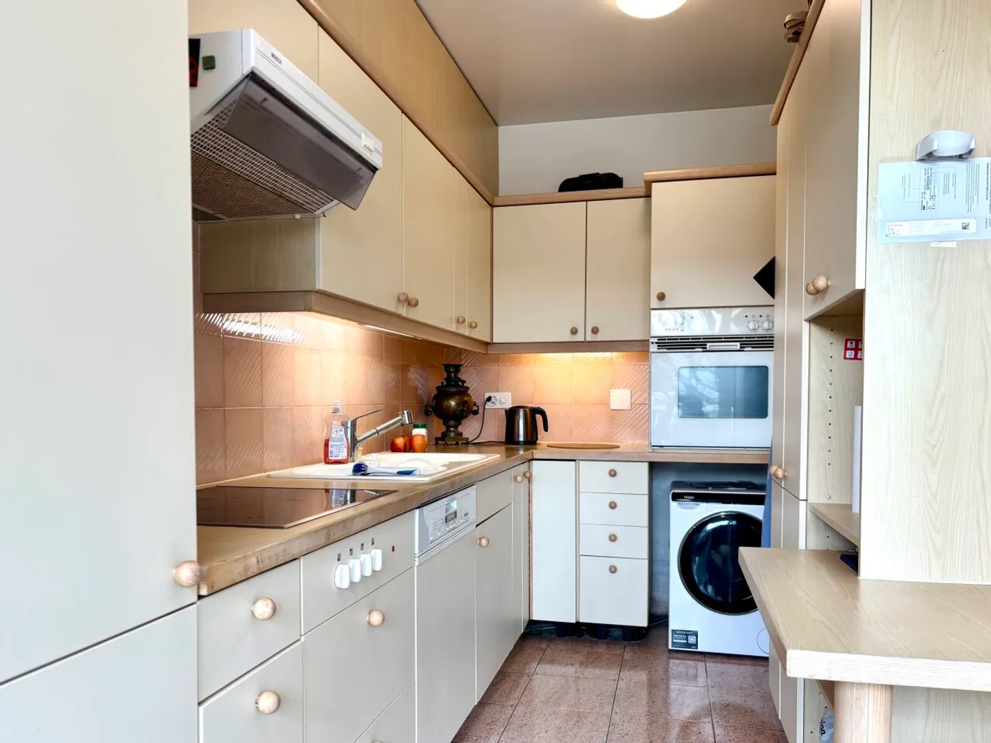 Bel appartement meublé de 4.5p avec grande terrasse dans quartier calme à Nyon - Foto 4 di 13