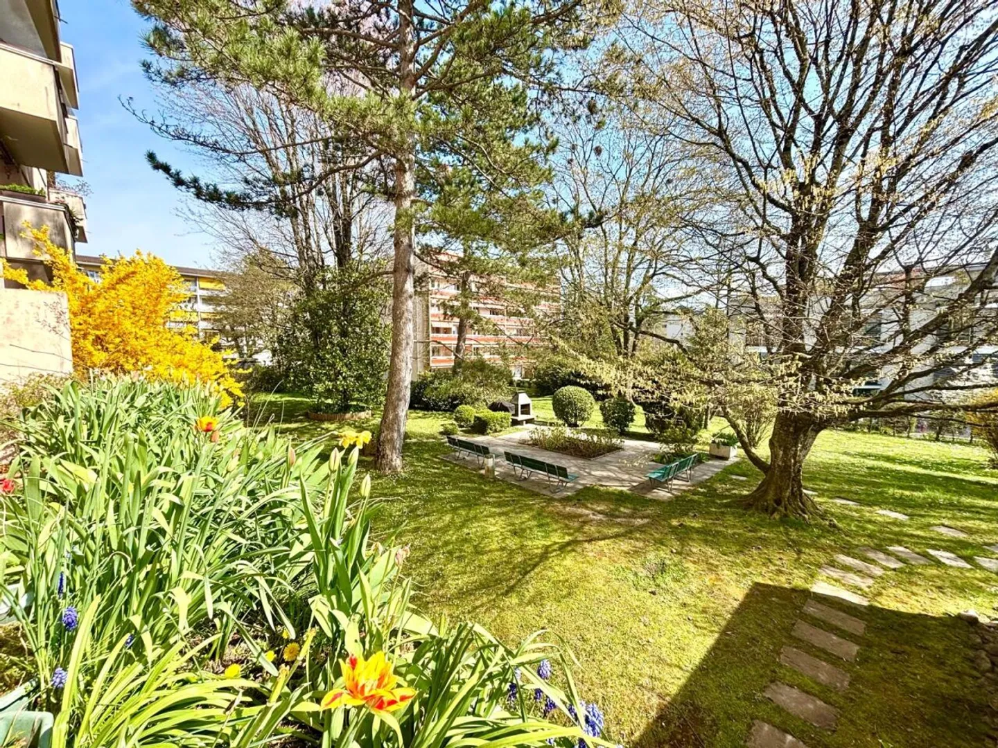 Bel appartement meublé de 4.5p avec grande terrasse dans quartier calme à Nyon - Foto 12 di 13