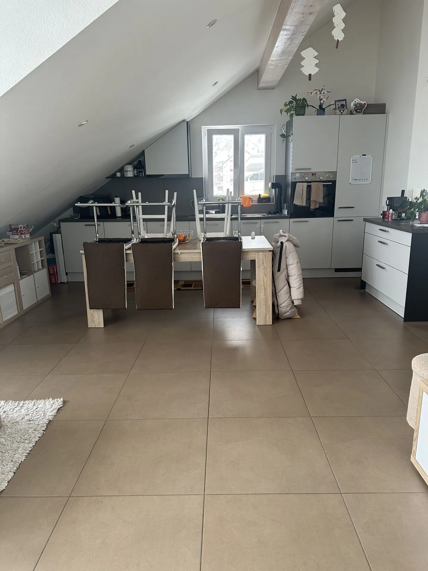 4,5-Zimmer-Wohnung im 2. Stock - Foto 2 von 5