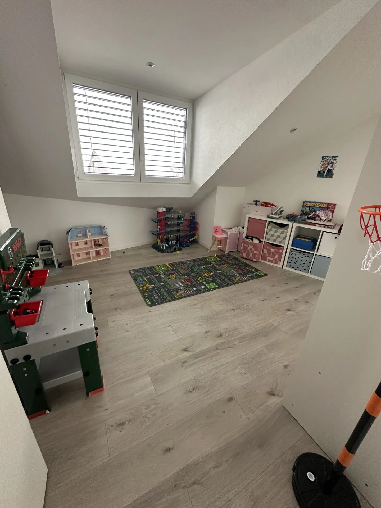4,5-Zimmer-Wohnung im 2. Stock - Foto 3 von 5