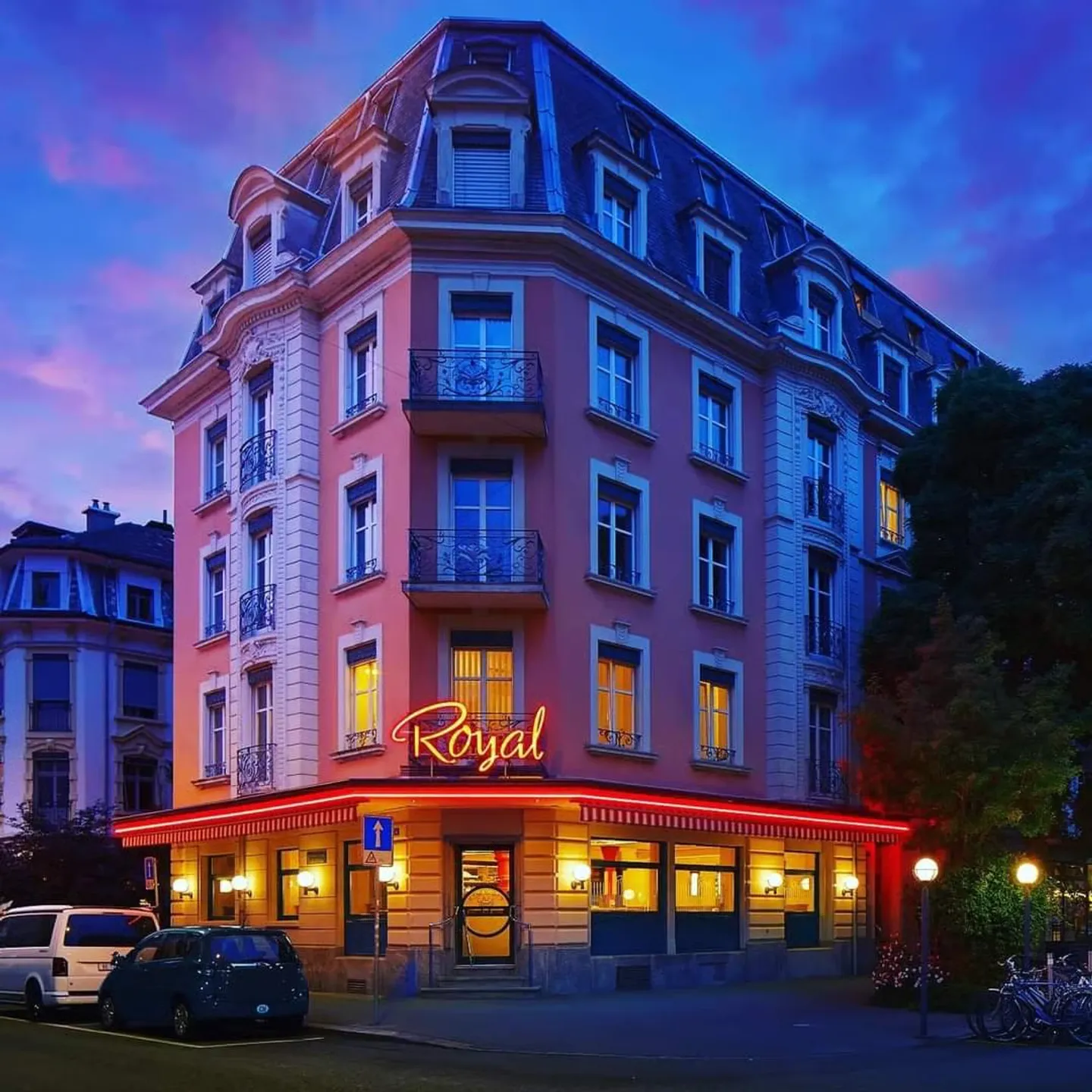 Restaurant pour locataire innovant, dans un emplacement ensoleillé et central - Photo 1 sur 28
